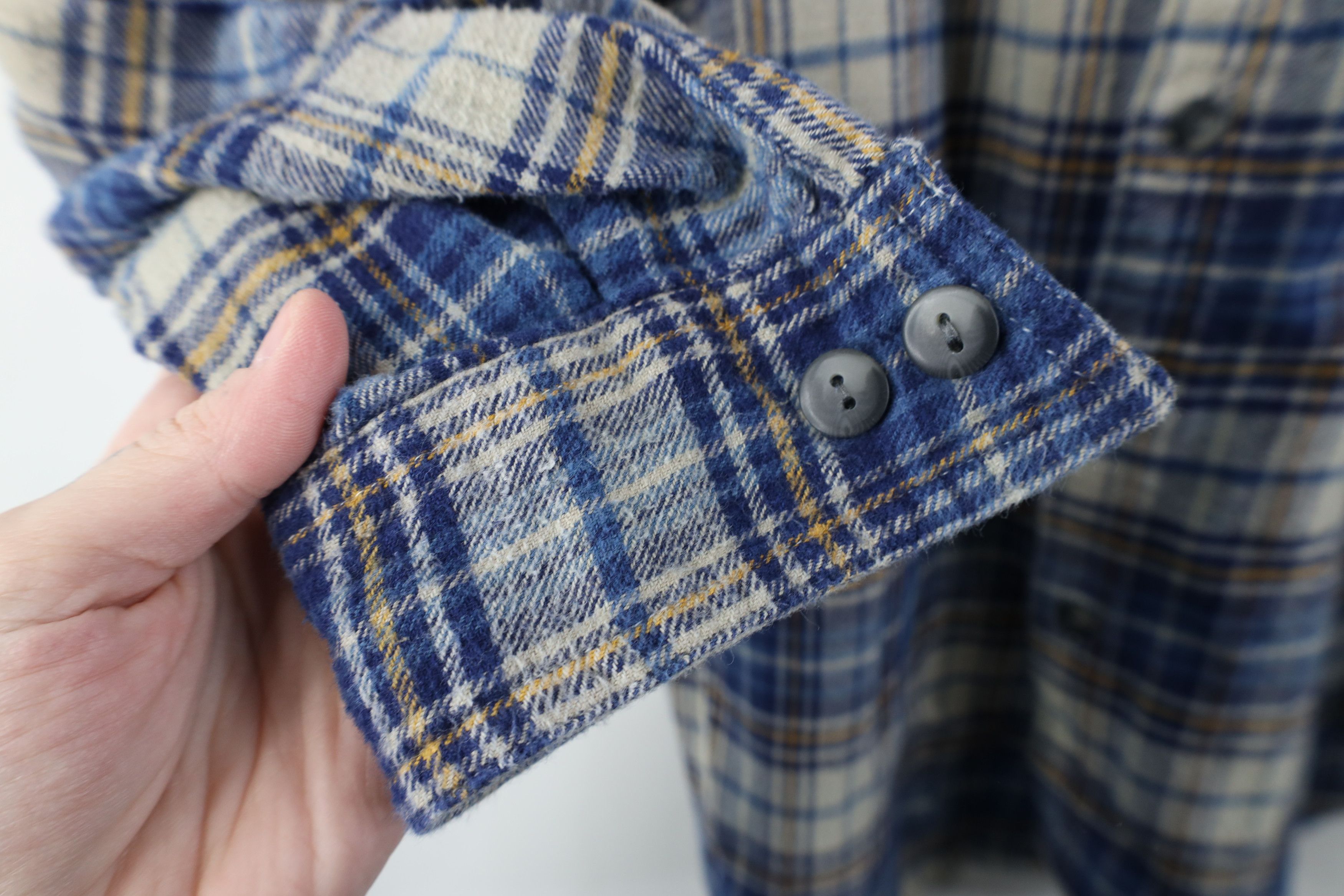 Vintage Vintage 90s Streetwear Flannel Collared Button Shirt Plaid Size US M / EU 48-50 / 2 - 8 Thumbnail