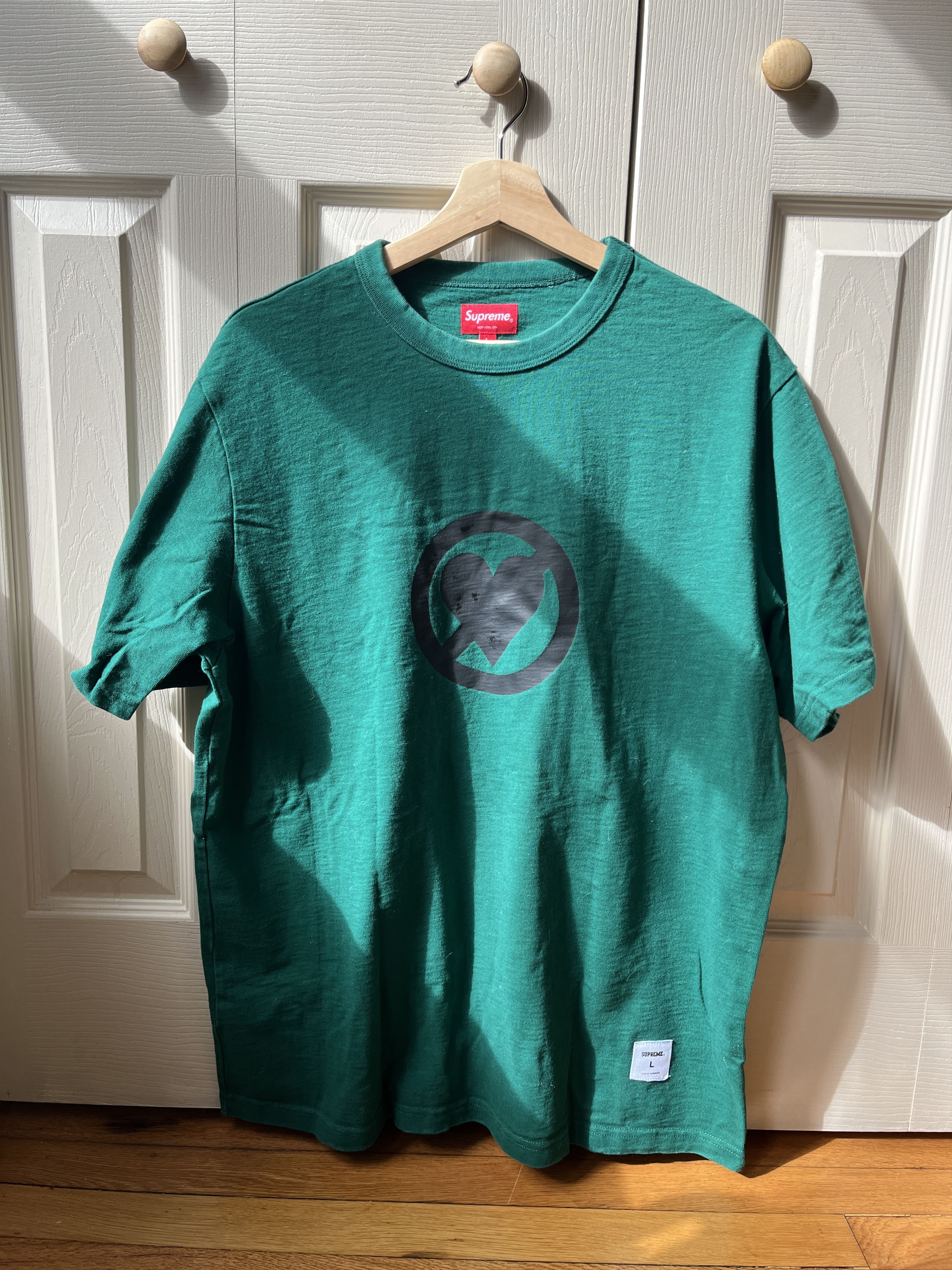 Supreme Broken Heart Supreme T-Shirt Size US L / EU 52-54 / 3 - 1 Thumbnail