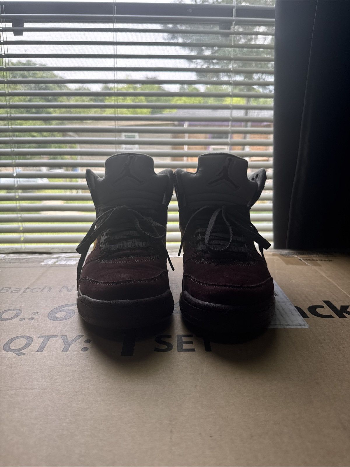 Jordan Brand Jordan 5 2006 burgundy Size US 8 / EU 41 - 1 Thumbnail