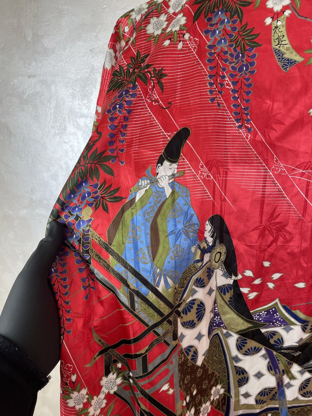Japanese Brand Rare Red Kimono Robe Made in Japan – Floral & Samurai Design Size M / US 6-8 / IT 42-44 - 15 Thumbnail