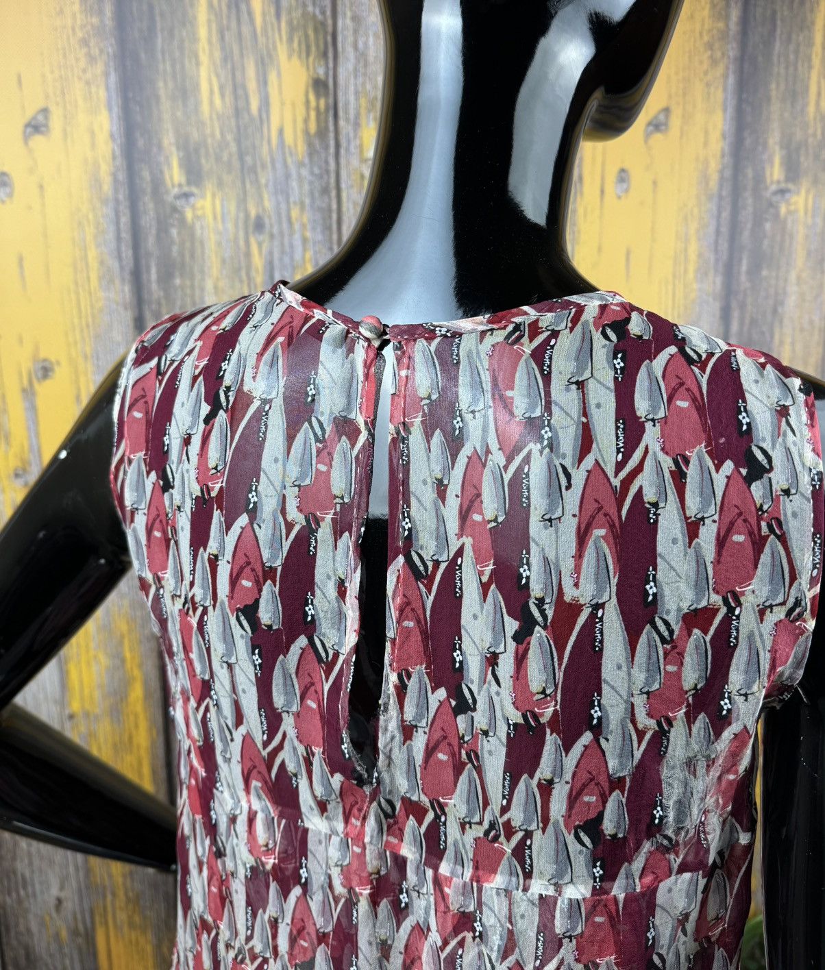 Louis Vuitton Louis Vuitton Silk Sleeveless Blouse Multicolour Size 36 FR Size XS / US 0-2 / IT 36-38 - 10 Thumbnail