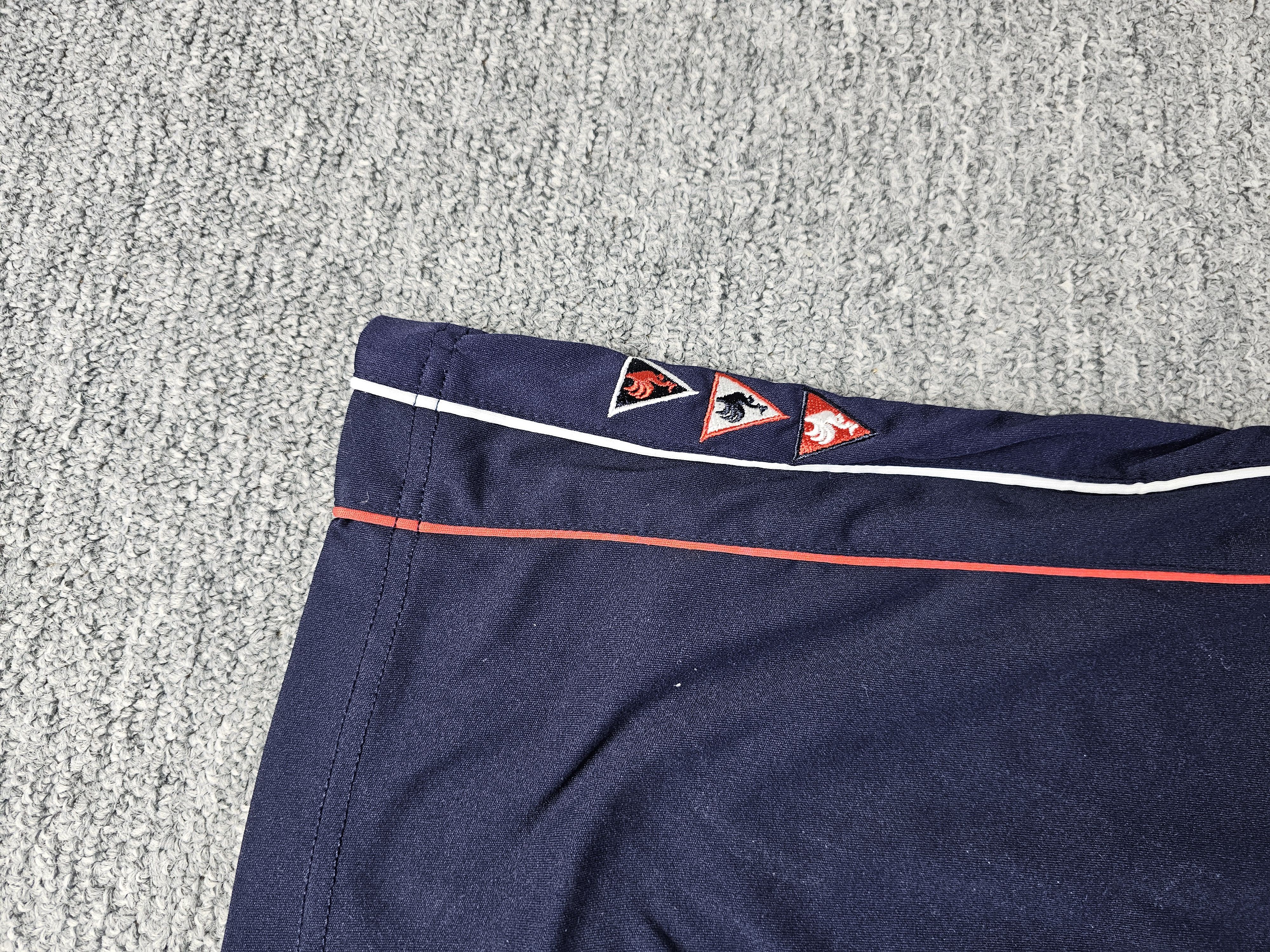Le Coq Sportif Vintage Le Coq Sportif Jersey Navy XLB Retro 90s Soccer Top Size US XL / EU 56 / 4 - 4 Thumbnail