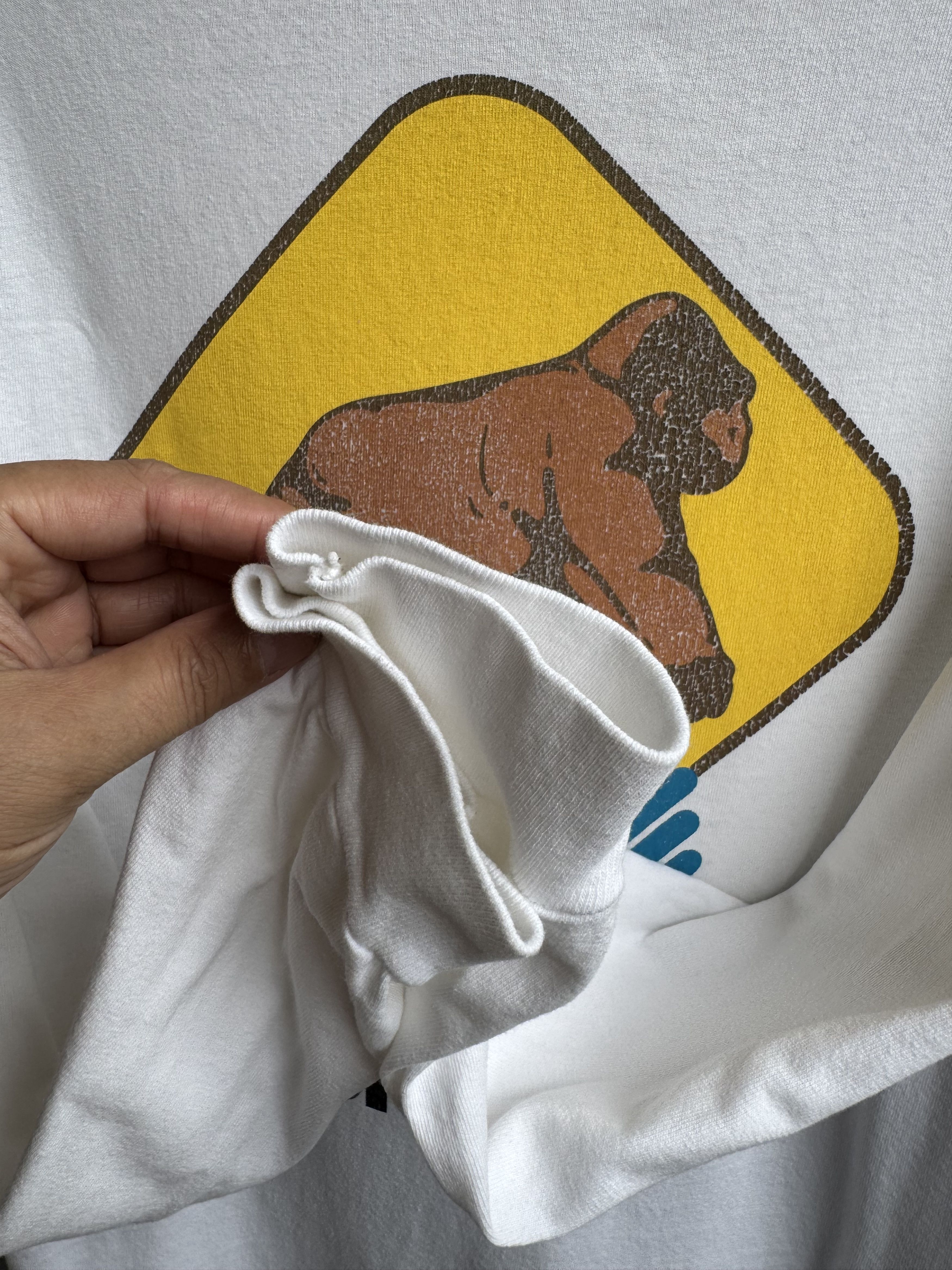 X-LARGE X-Large No Gorilla Hunting T-Shirt Size US L / EU 52-54 / 3 - 3 Thumbnail