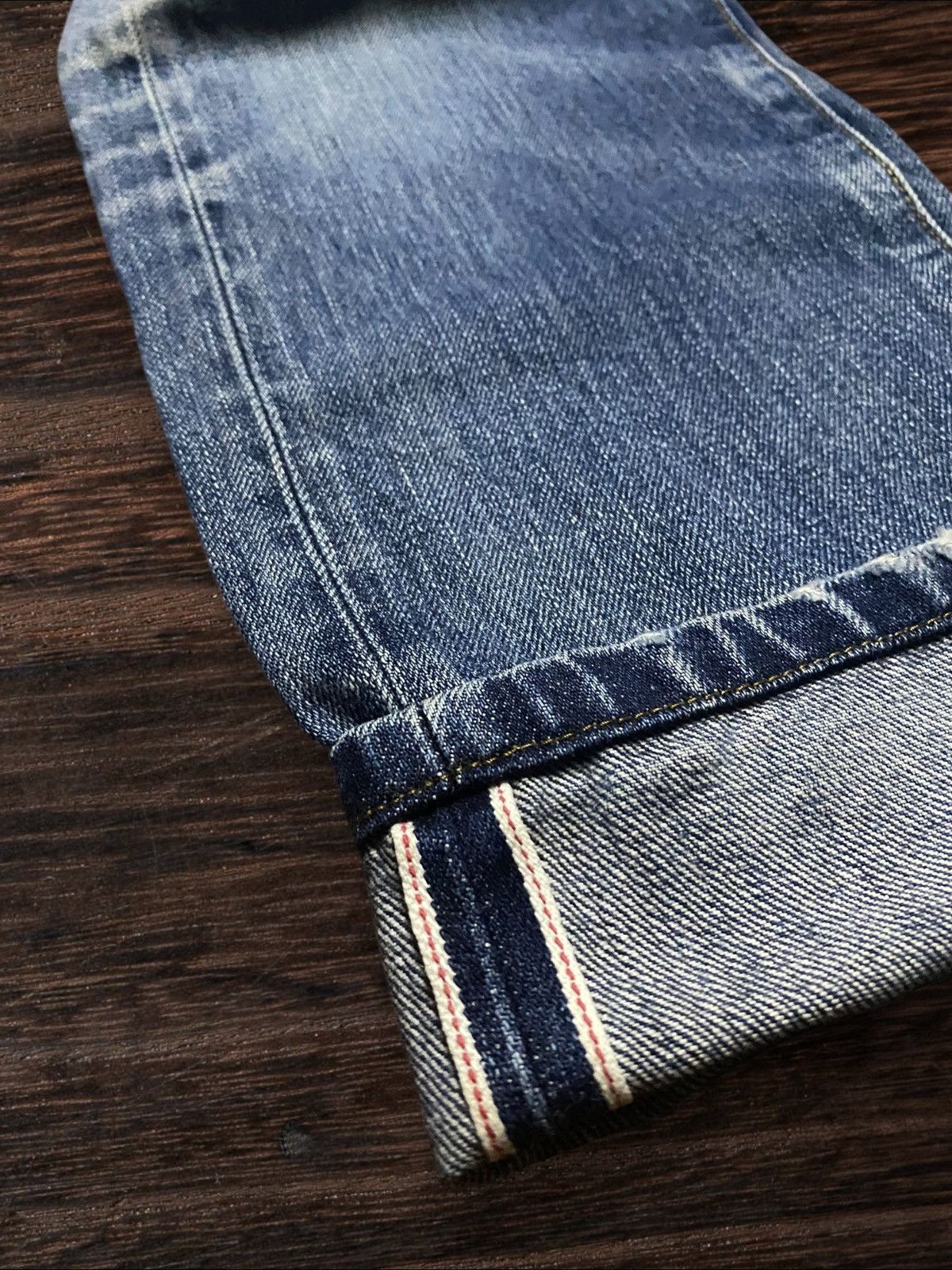Japanese Brand Vintage Japanese Brand Uniqlo Selvedge Distressed Slim Jeans Size US 31 - 11 Thumbnail