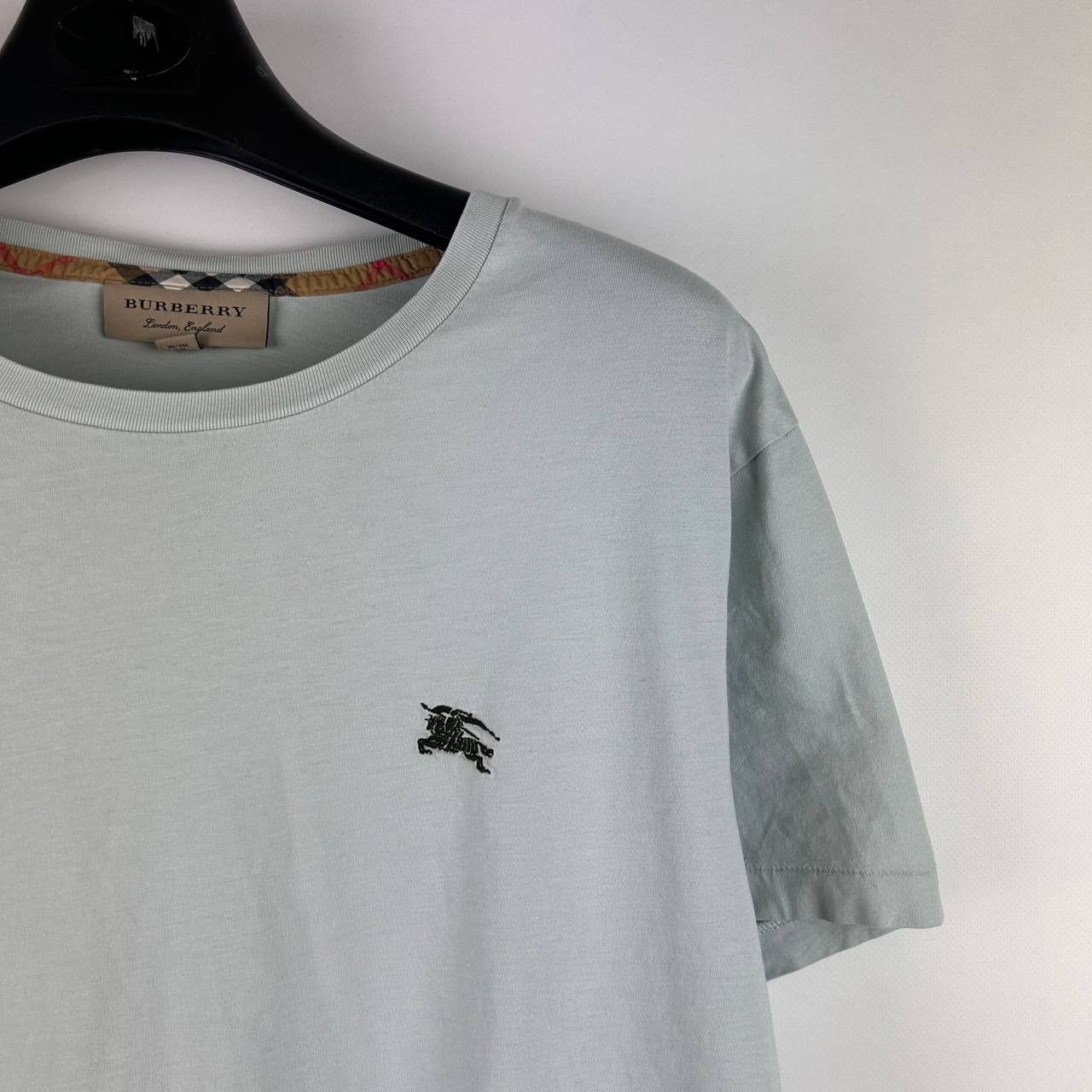 Burberry t-shirt blue logo