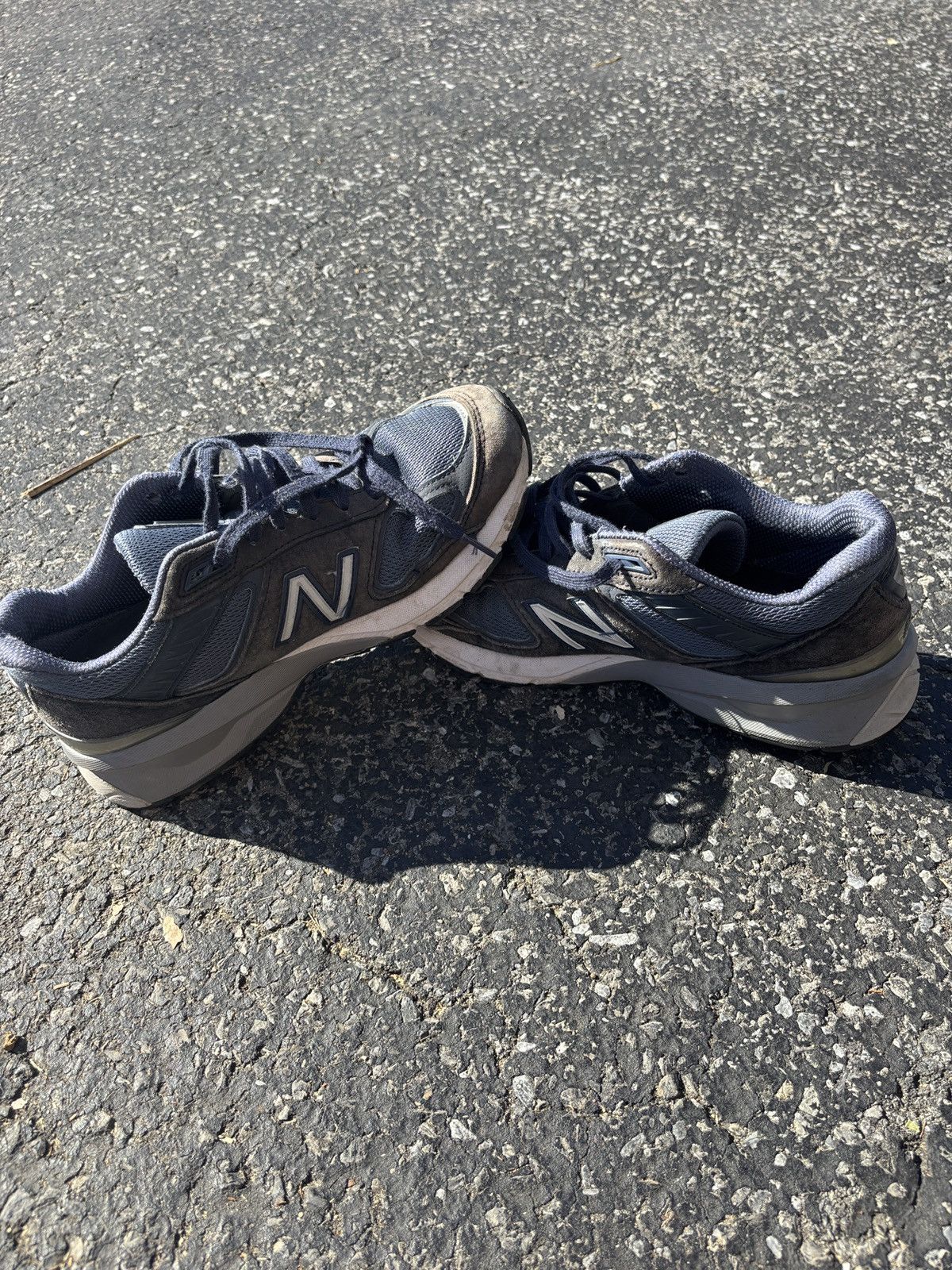 New Balance Blue New Balance 990v5 trainers Size US 7.5 / EU 40-41 - 2 Thumbnail