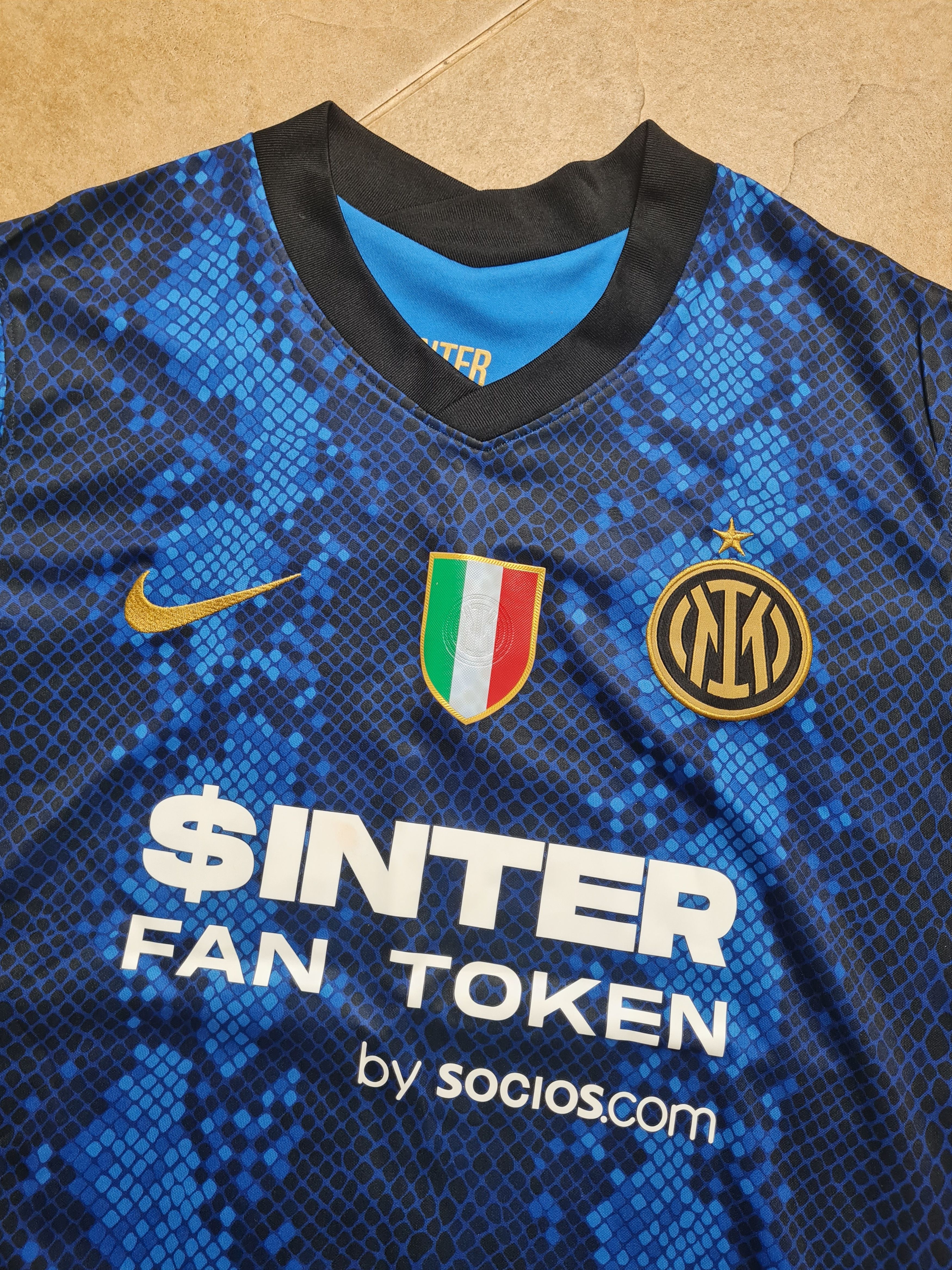 Nike Inter Milan FC Nike #9 LUKAKU 2021-22 Home Kit Soccer Shirt Size US S / EU 44-46 / 1 - 3 Thumbnail