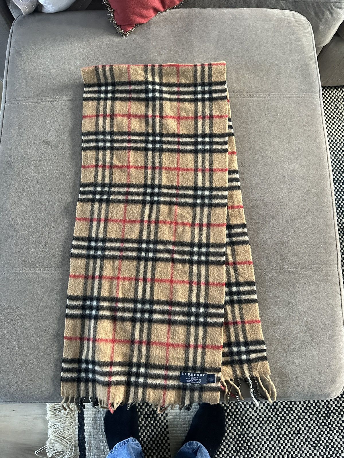 Burberry Burberry Classic Scarf Size ONE SIZE - 5 Thumbnail