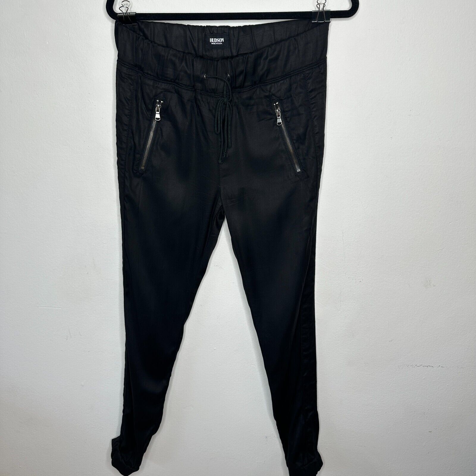Hudson Revolve Hudson Katie Crop Black Jogger Zip Pocket Pants 26 Size 26" / US 2 / IT 38 - 1 Thumbnail