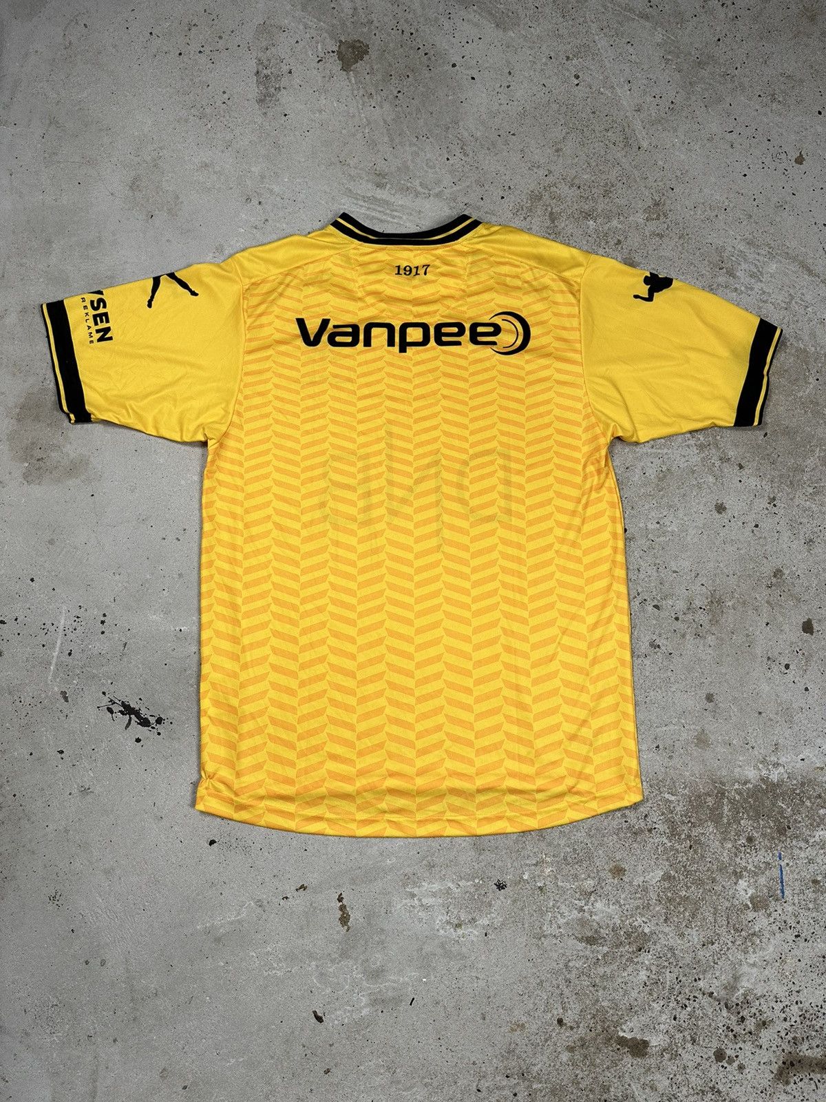 Vintage SK Lillestrom 2017 Home Final Cup Jersey Rare Size US XL / EU 56 / 4 - 2 Thumbnail