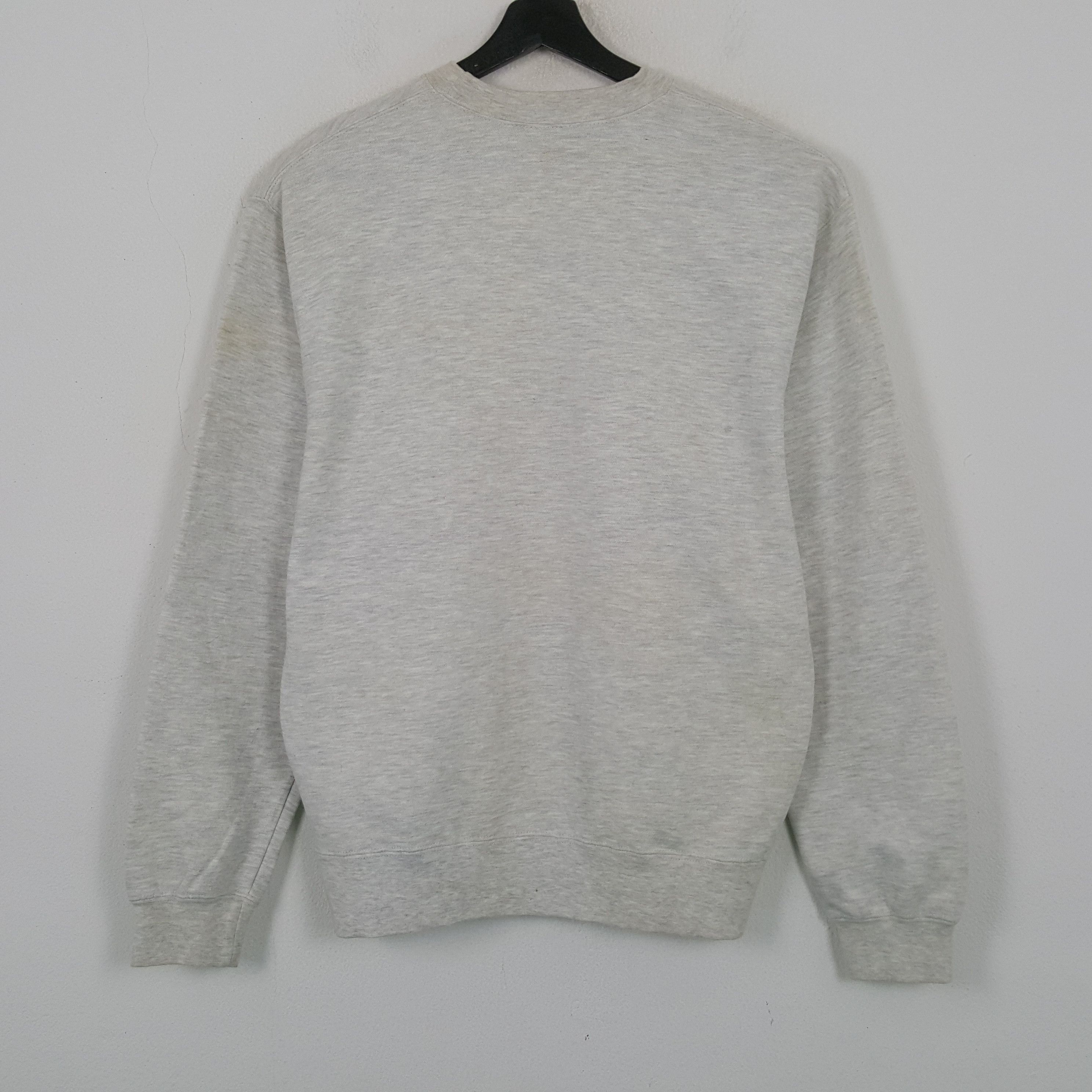 Nike Nike Small Logo Design Sweatshirt RR6 Size US L / EU 52-54 / 3 - 3 Thumbnail
