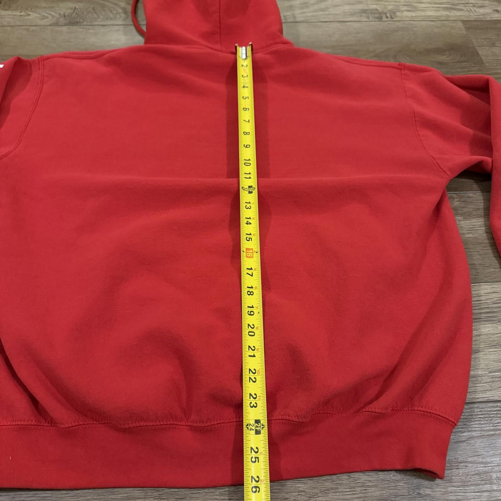 Gildan Vintage Lifeguard Red Hoodie Sunriver Oregon 90s Y2K Size US XL / EU 56 / 4 - 6 Thumbnail