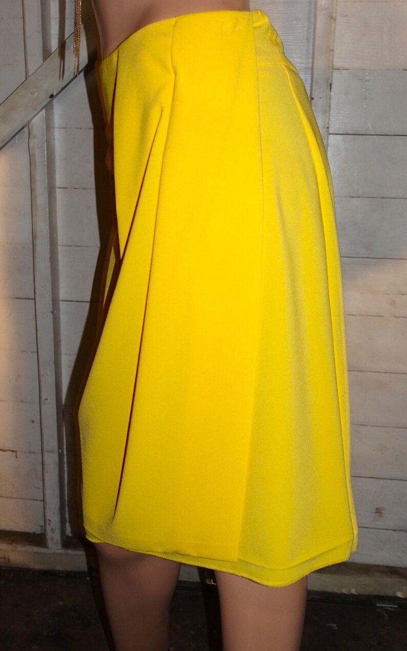 United Colors Of Benetton Stile Benetton Yellow Faux Wrap Skirt M Size 28" / US 6 / IT 42 - 4 Thumbnail