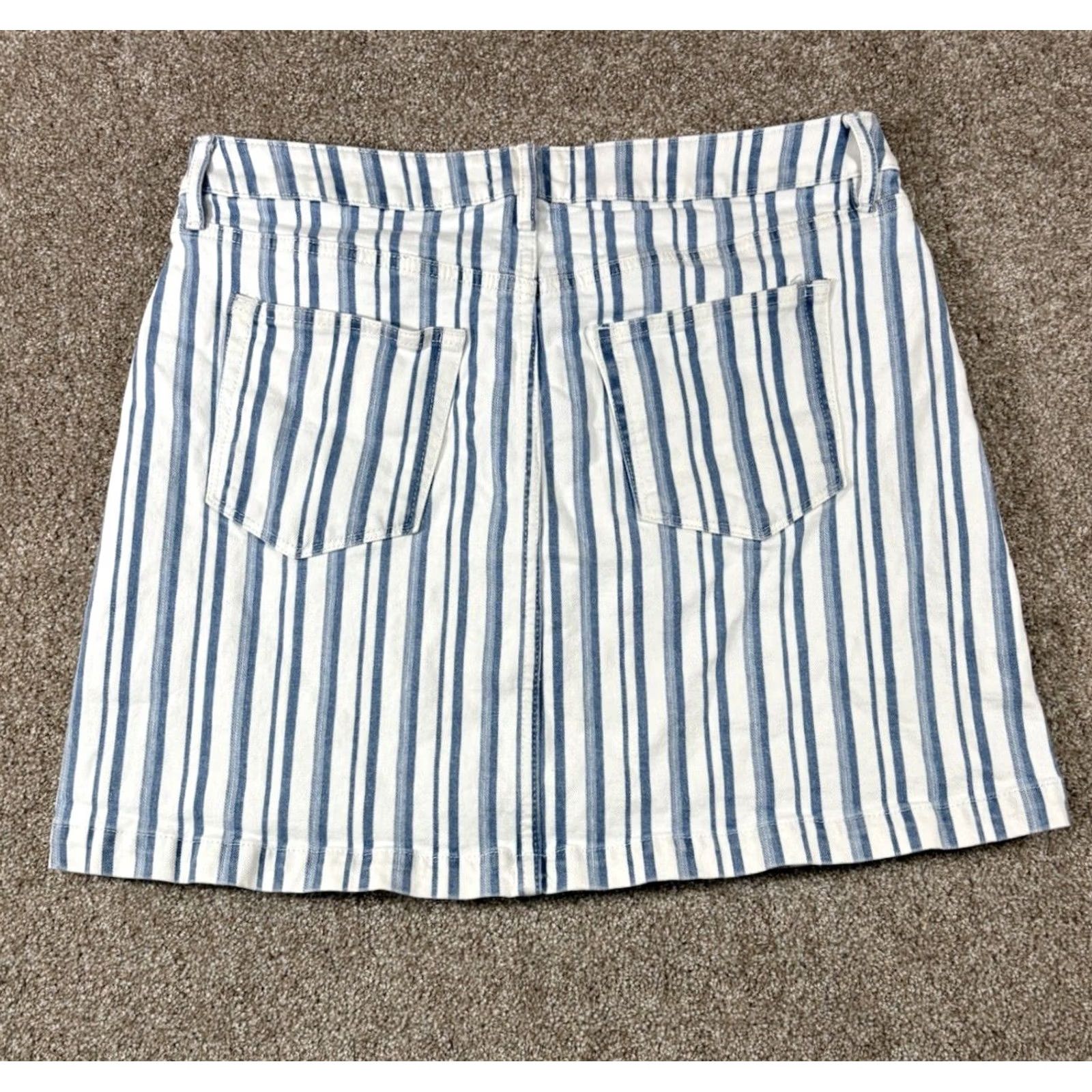 Loft LOFT Skirt Denim Striped Mini Short Pockets Button Size 10 Blue White Women Regular Womens Pre-owned Excellent Size 32" / US 10 / IT 46 - 5 Thumbnail