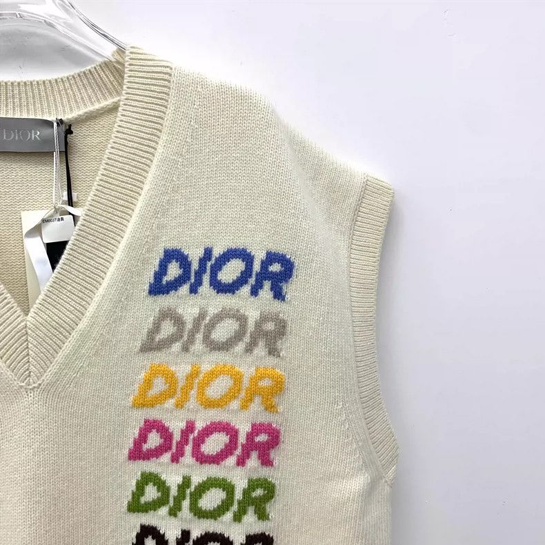Dior Dior Beige logo letter inlaid sheep wool V-neck sleeveless Size M / US 6-8 / IT 42-44 - 3 Thumbnail