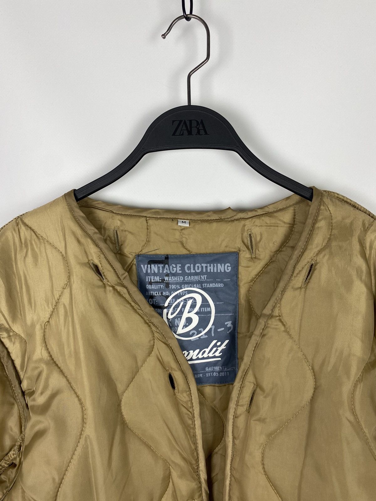 Vintage Brandit M-65 Quilted Liner in Desert Sand Size US M / EU 48-50 / 2 - 3 Thumbnail