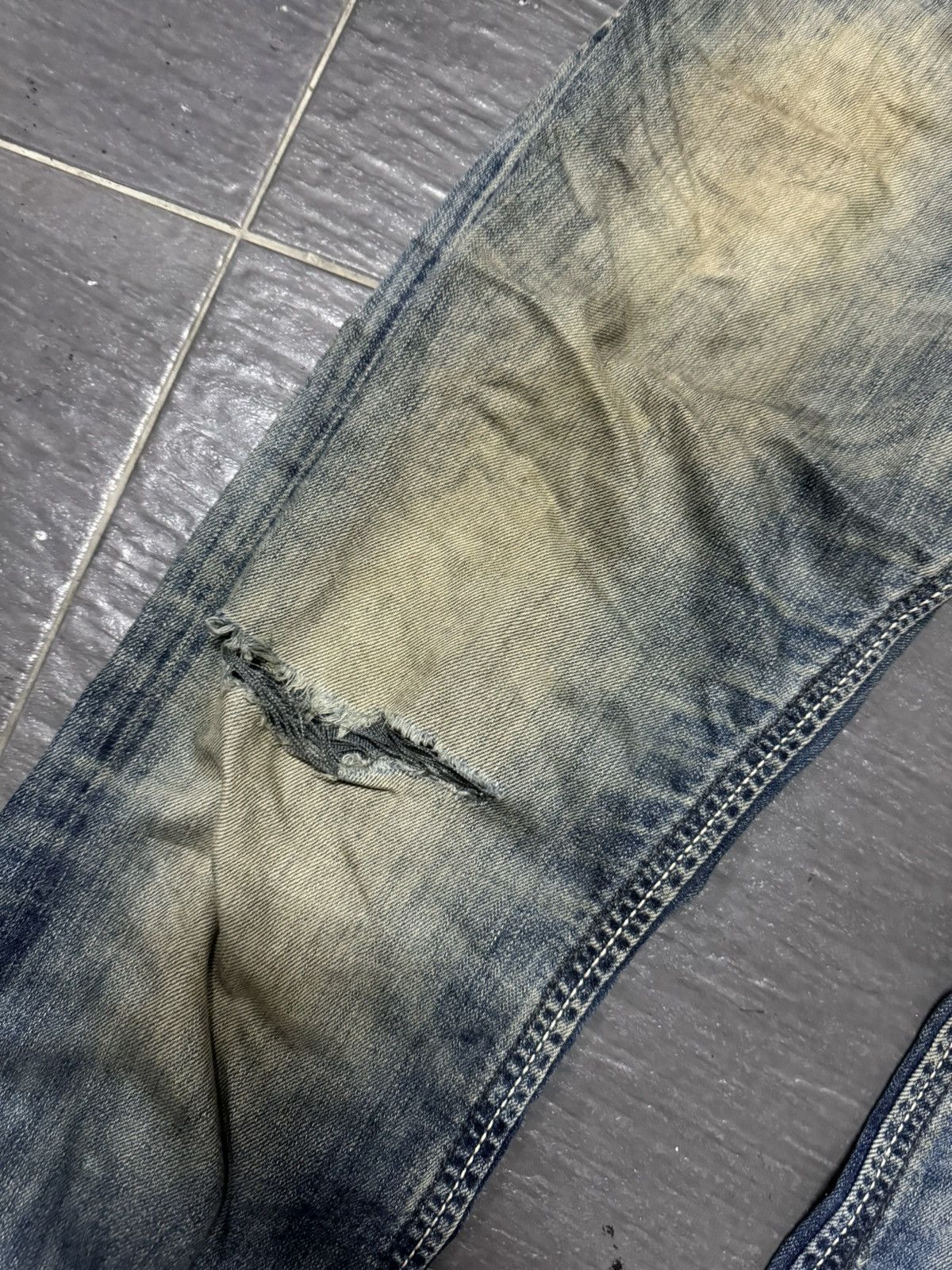 Diesel × If Six Was Nine VINTAGE DIESEL DISTRESSED JEANS Size US 35 - 2 Thumbnail