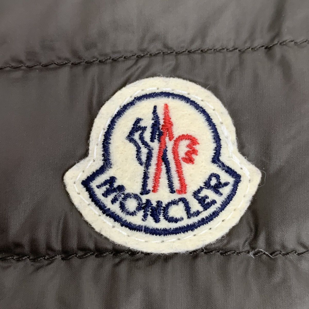 Moncler Moncler Barbel Dark Green Logo Appliqué Down Jacket Size S / US 4 / IT 40 - 5 Thumbnail