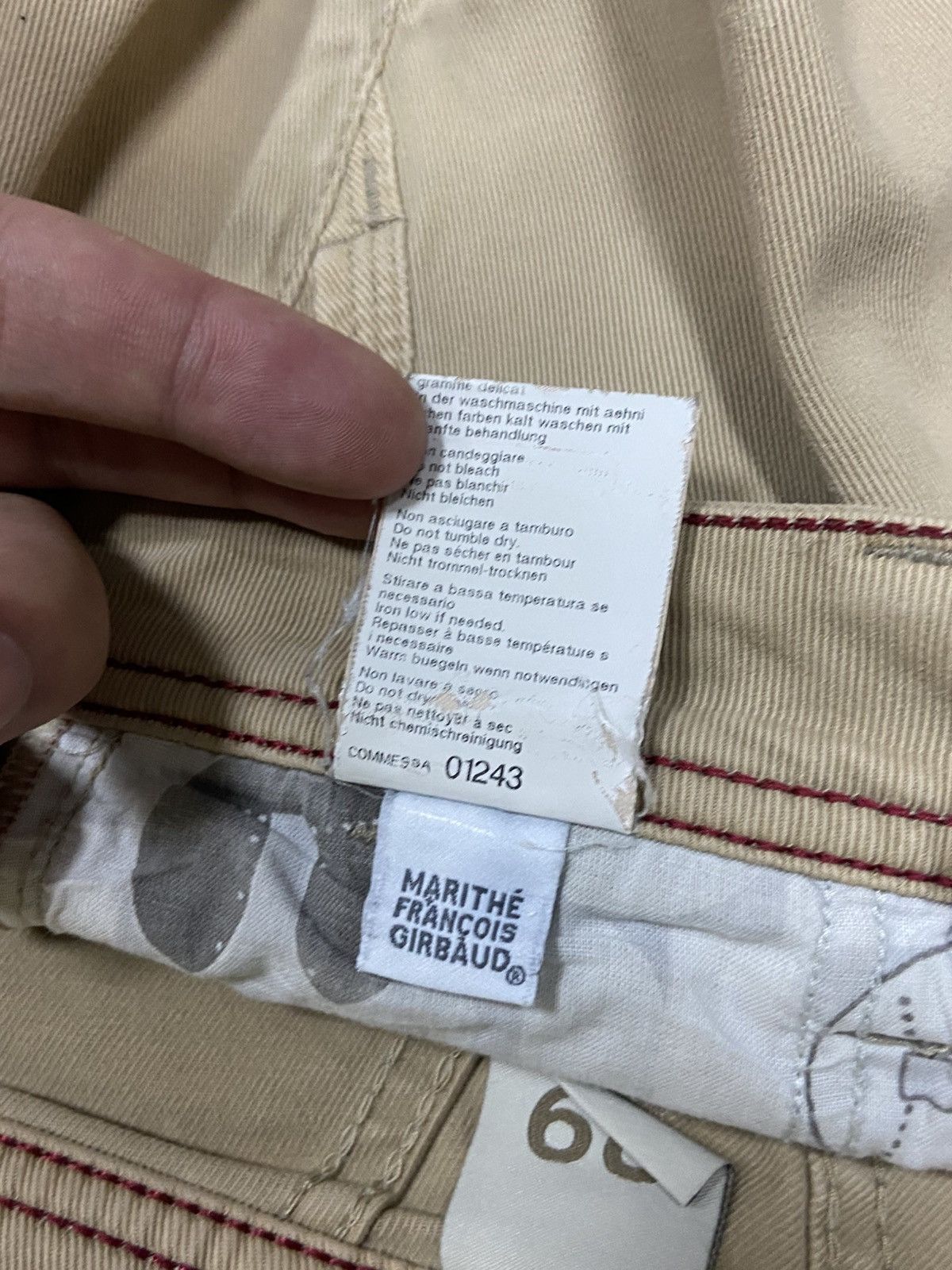 Marithe + Francois Girbaud Marithe Francois Girbaud short next boyfriend buttons pants Size 29" - 9 Thumbnail