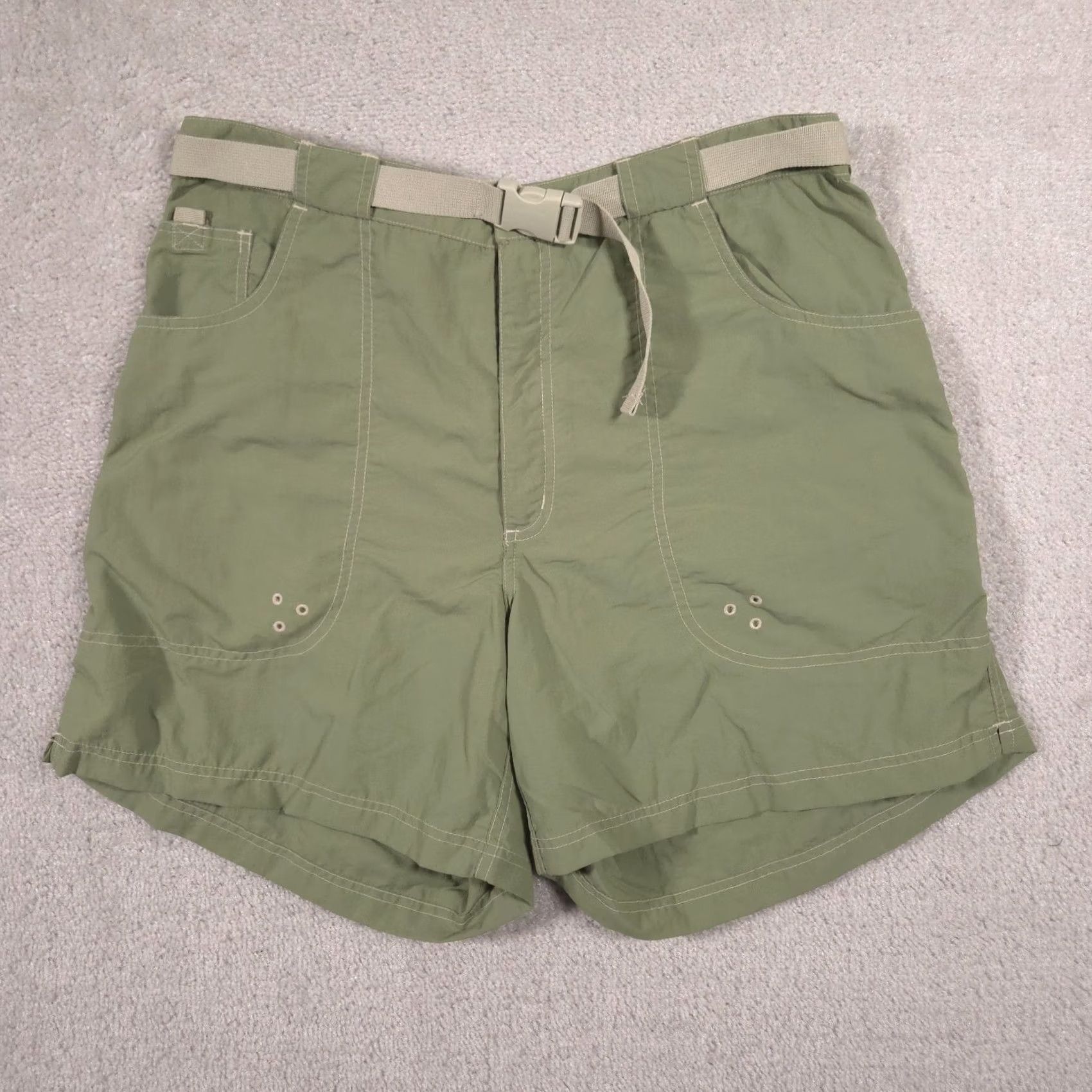 Vintage Guide Series Shorts 18 Green Utility Nylon Hiking Outdoors Pockets Buckle Womens Size 40" / US 18 - 2 Thumbnail