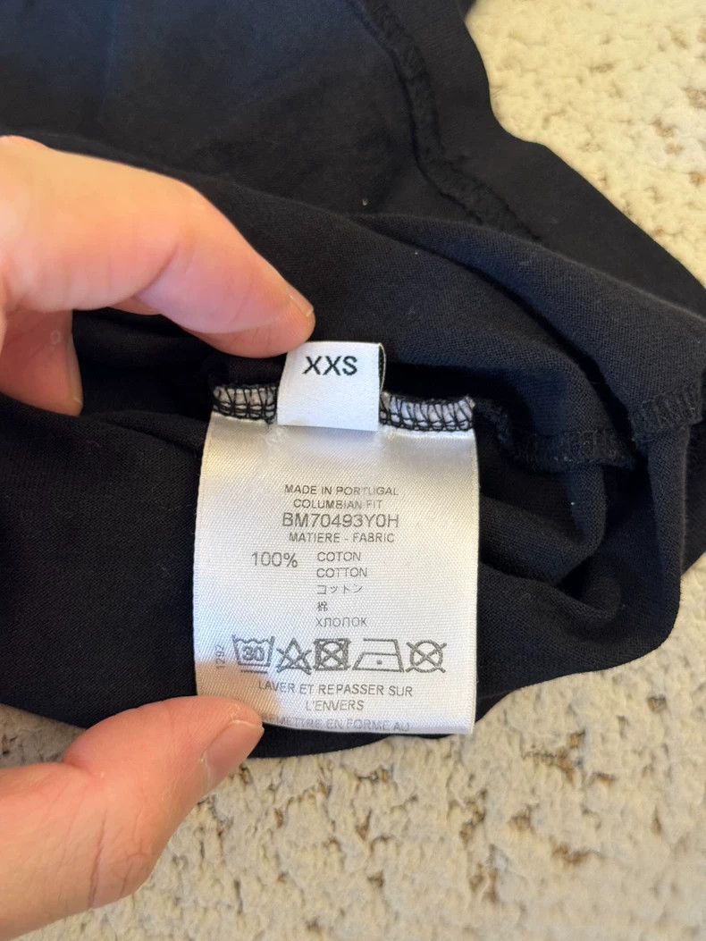 Givenchy Givenchy Shark short-sleeve T, oversize style. Size US XXS / EU 40 - 8 Thumbnail