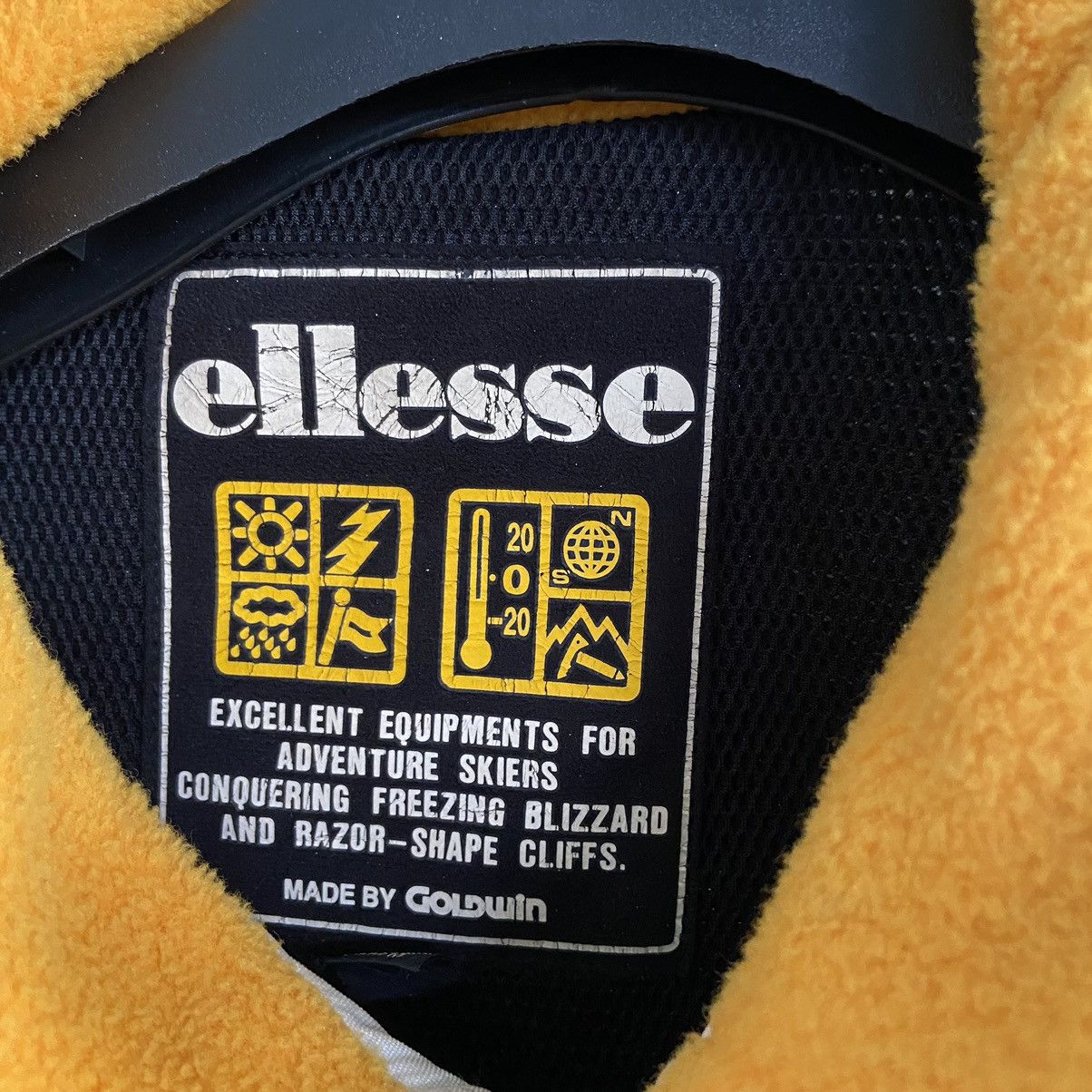 Ellesse Vintage ellesse everest edition Size US L / EU 52-54 / 3 - 8 Thumbnail