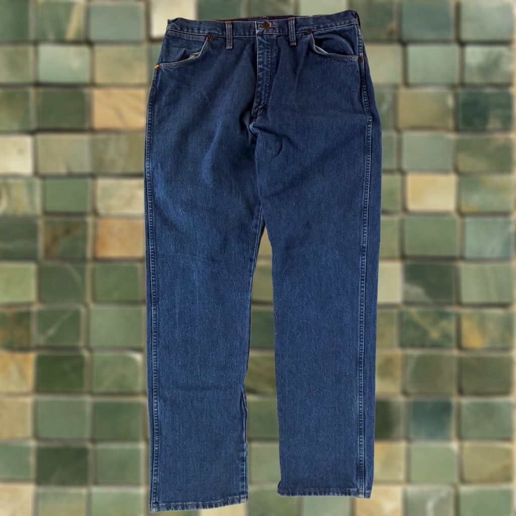 Wrangler VINTAGE Wrangler Jeans 13MWZ Blue Made USA Mens 38x34 36x34 Actual Straight Mens Blue 90s Size US 36 / EU 52 - 1 Thumbnail