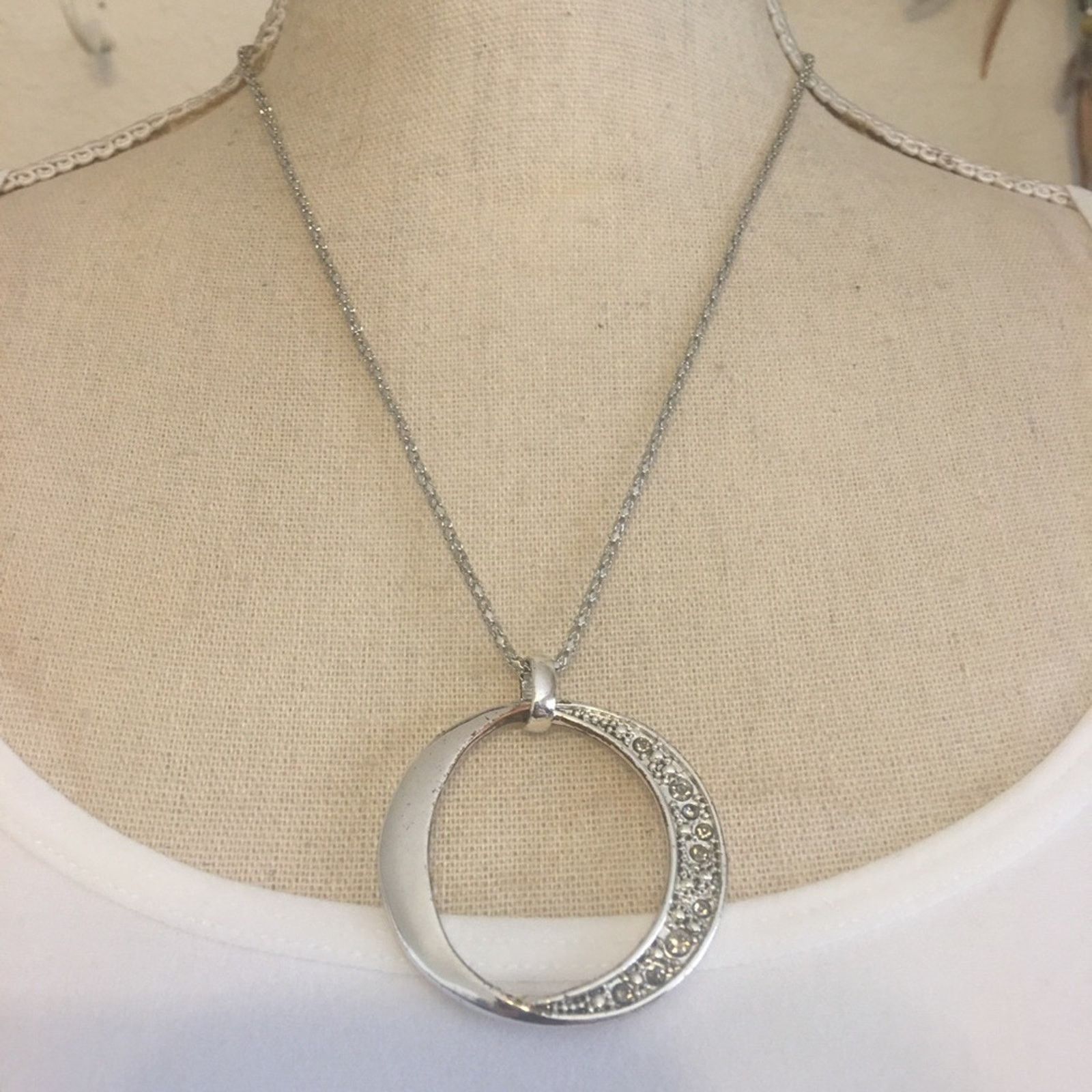 Vintage Vintage smoky stone silver pendant on chain Size ONE SIZE - 1 Thumbnail