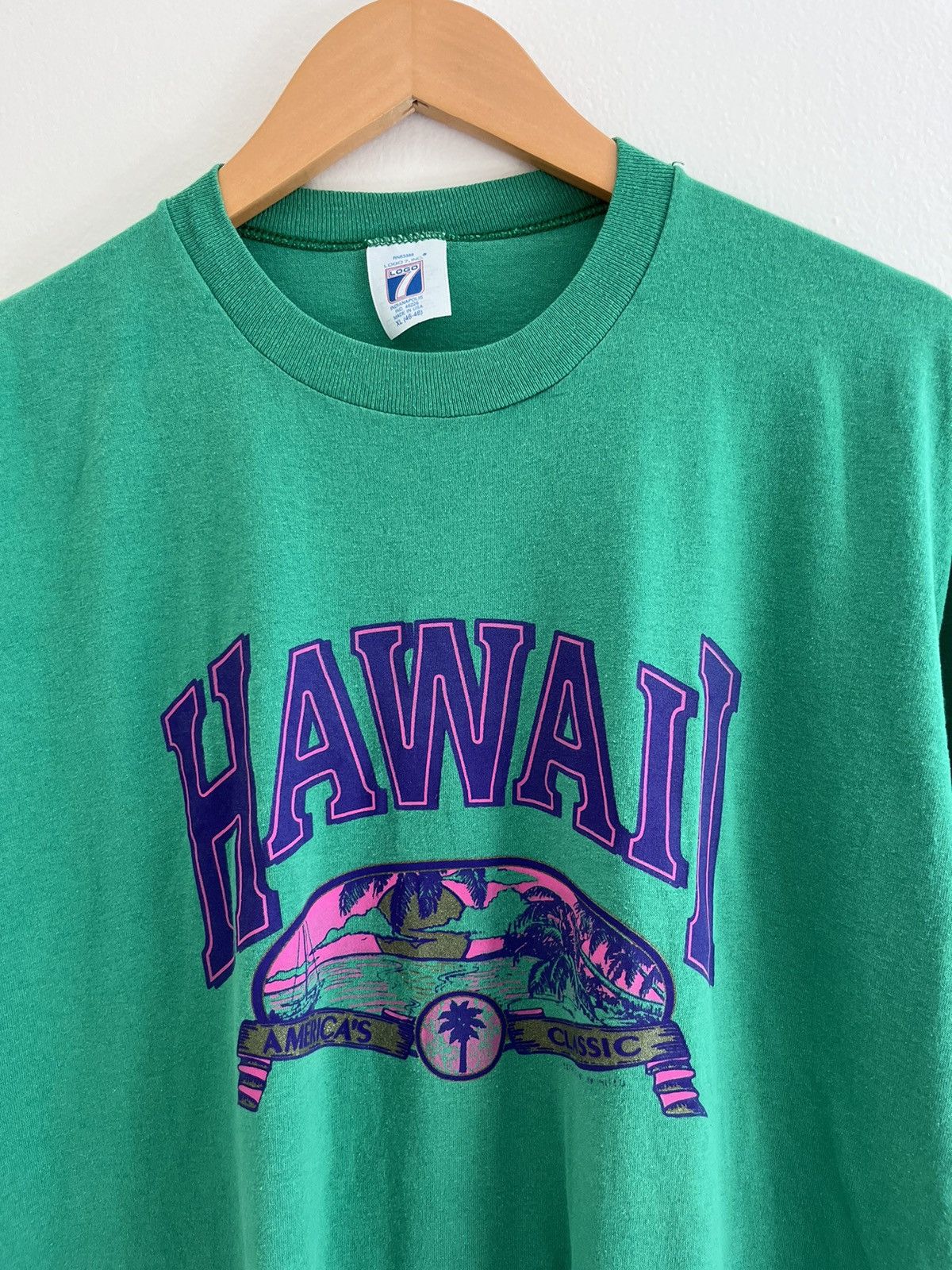 Logo 7 × Vintage Vintage 80’s Hawaii “America’s Classic” Single Stitch Tee Size US XL / EU 56 / 4 - 2 Thumbnail