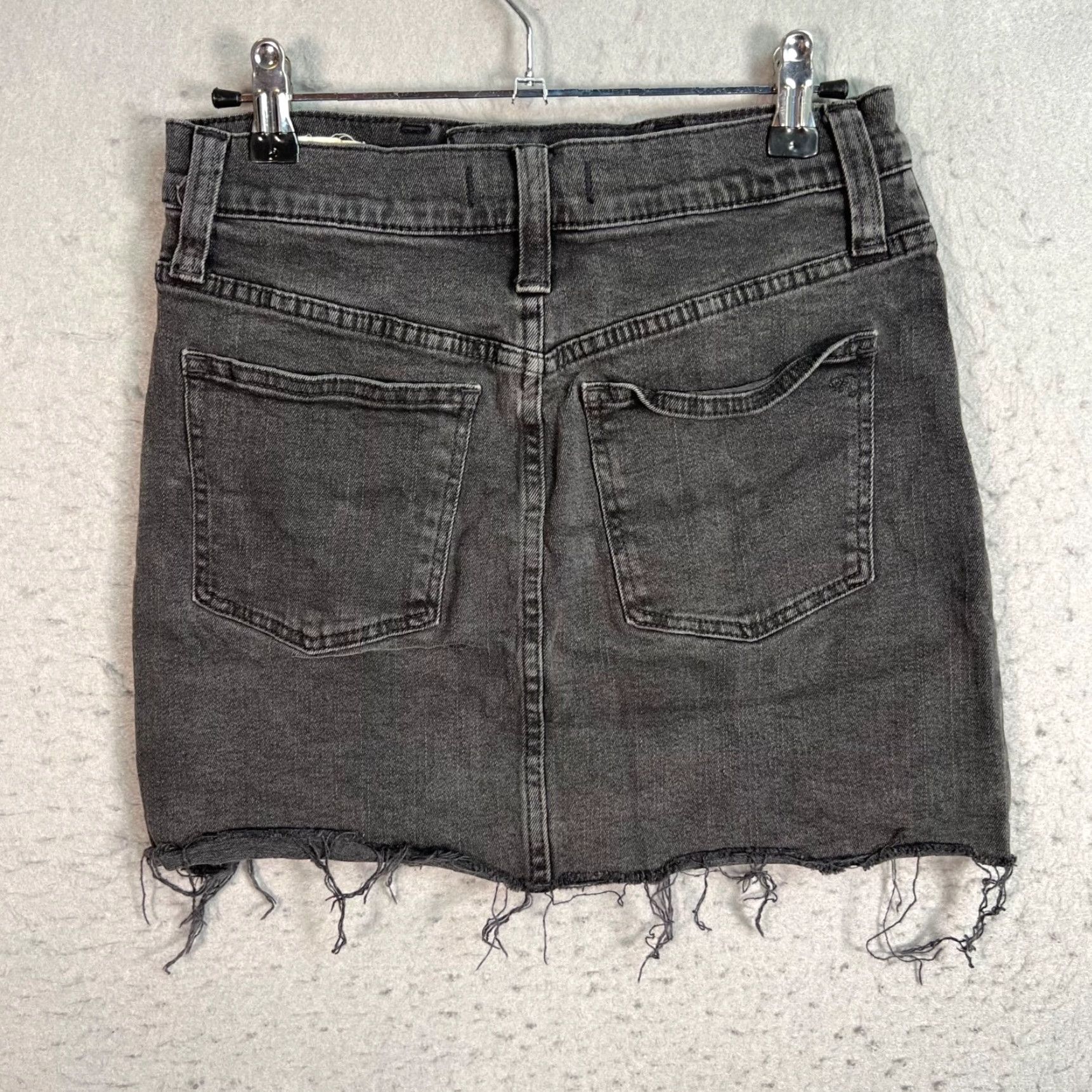 Madewell Madewell Womens Size 25 Black Stretch Denim Mini Skirt Distressed Hem Skirt Womens 25 Black Stretch Denim Mini Skirt Distressed Hem Size 42" / US 20 - 2 Thumbnail