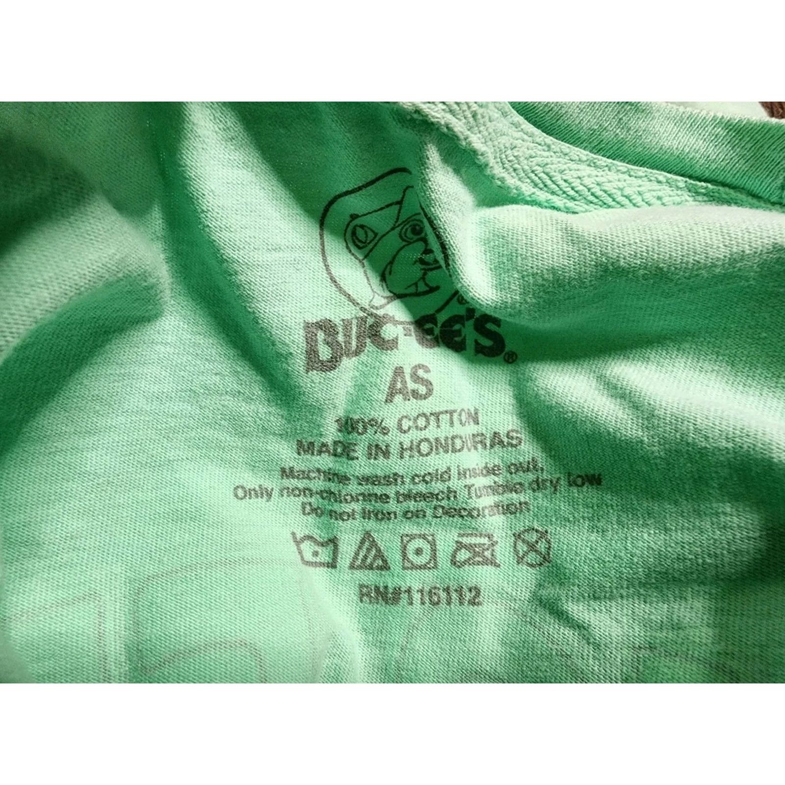 Doublet Buc-Ees Mens T-Shirt Shirt Short Sleeve Crew Neck Green COtton Double Sided Tropical Parrot Bucees Texas Vintage No Size US S / EU 44-46 / 1 - 4 Thumbnail
