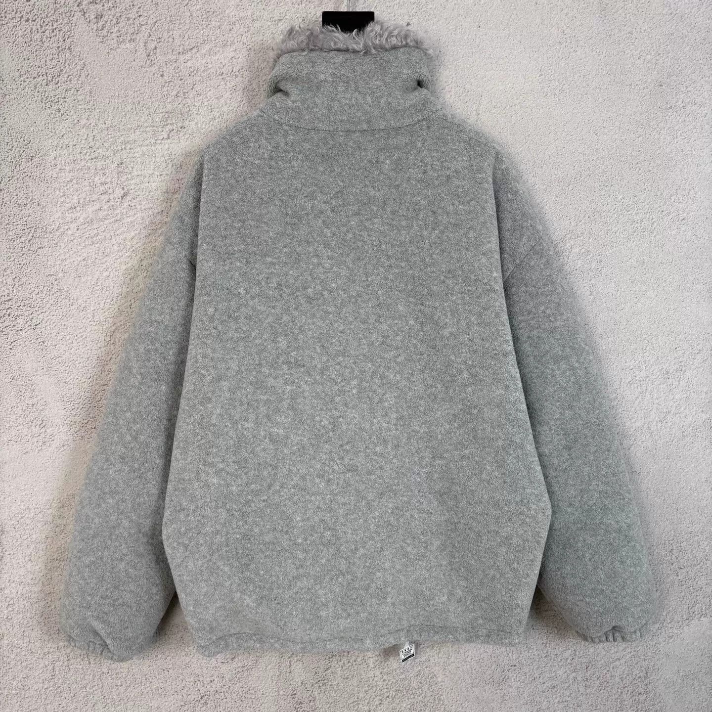 Miu Miu MIU MIU Gray Embroidered Logo Fur Collar Zip Fleece Jacket Size XS / US 0-2 / IT 36-38 - 2 Thumbnail