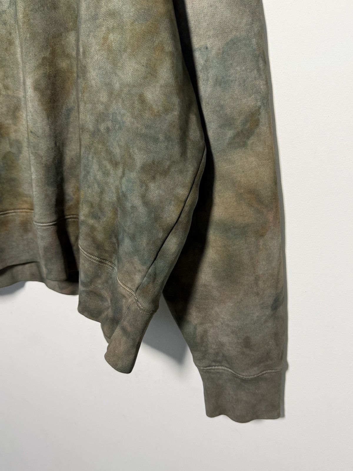Acne Studios Acne Studios Boxy crewneck custom tie dye Size US XL / EU 56 / 4 - 5 Thumbnail