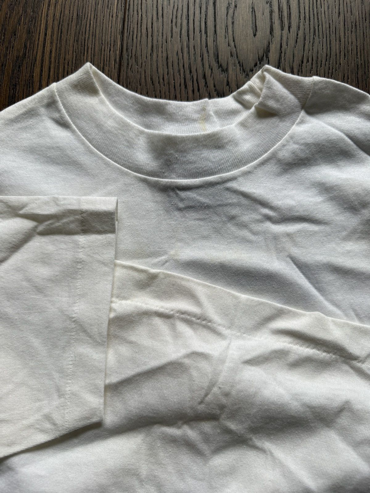 Vintage Vintage 80s Gotcha More Core Surfwear Skater Graphic Tee Size US S / EU 44-46 / 1 - 8 Thumbnail