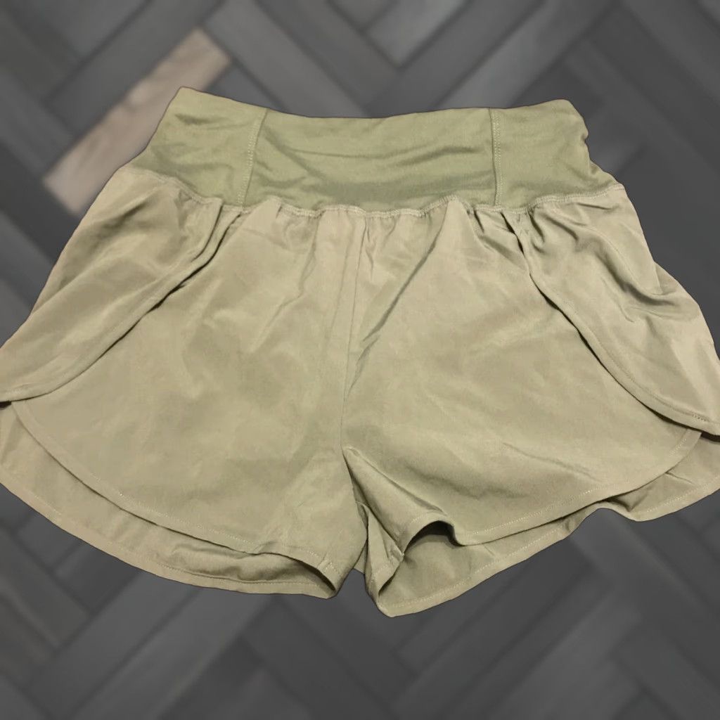 Vintage Zenana High Waisted Fun Fall Shorts Back Pocket Olive Green L Womens Green Linen Pockets Fall"} Size 36" / US 14 / IT 50 - 1 Thumbnail