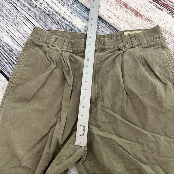 Eddie Bauer Vintage Eddie Bauer Pleated Olive Green Chinos Size US 36 / EU 52 - 8 Thumbnail