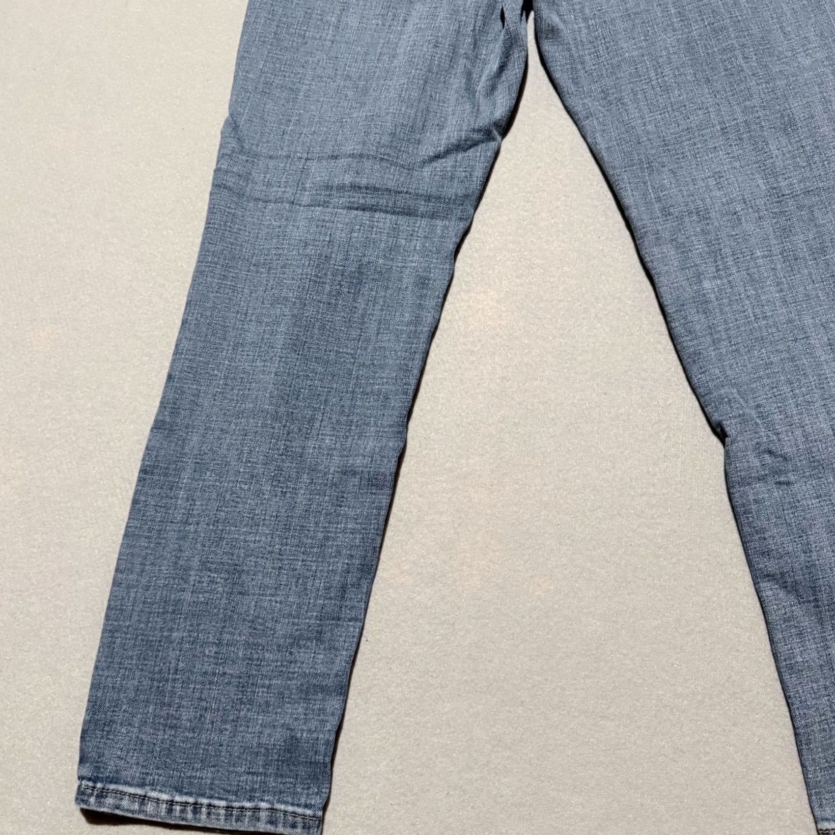 Levi's Levi’s Jeans Blue Distressed Mid Rise Zip Levi’s Women 27 Jeans 5-Pocket City Hipster 90s Vintage Mens Womens Boys Girls Size 27" / US 4 / IT 40 - 7 Thumbnail