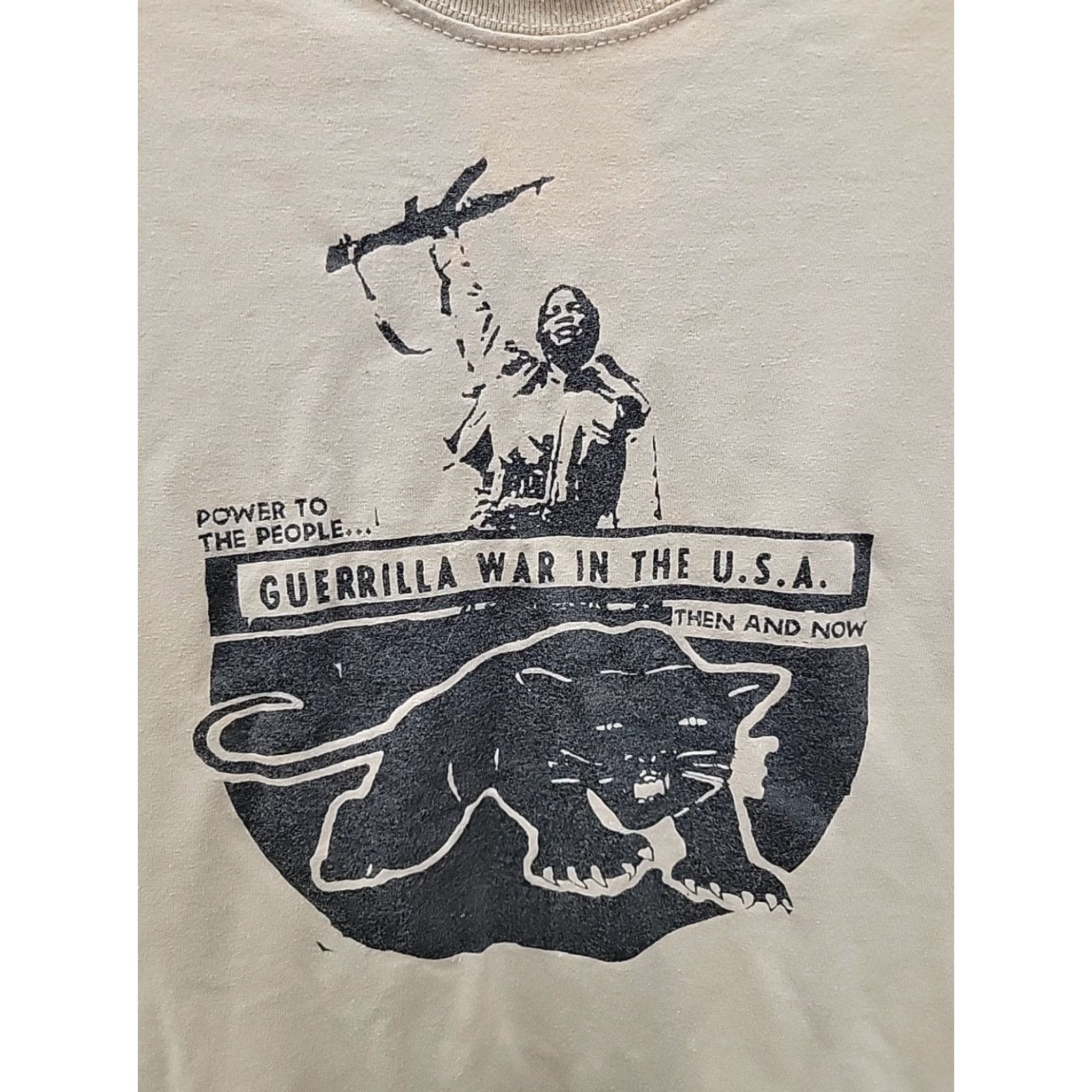 Fruit Of The Loom VINTAGE Black Panther Graphic T-Shirt Mens Medium Beige Fruit Of The Loom Size US M / EU 48-50 / 2 - 2 Thumbnail