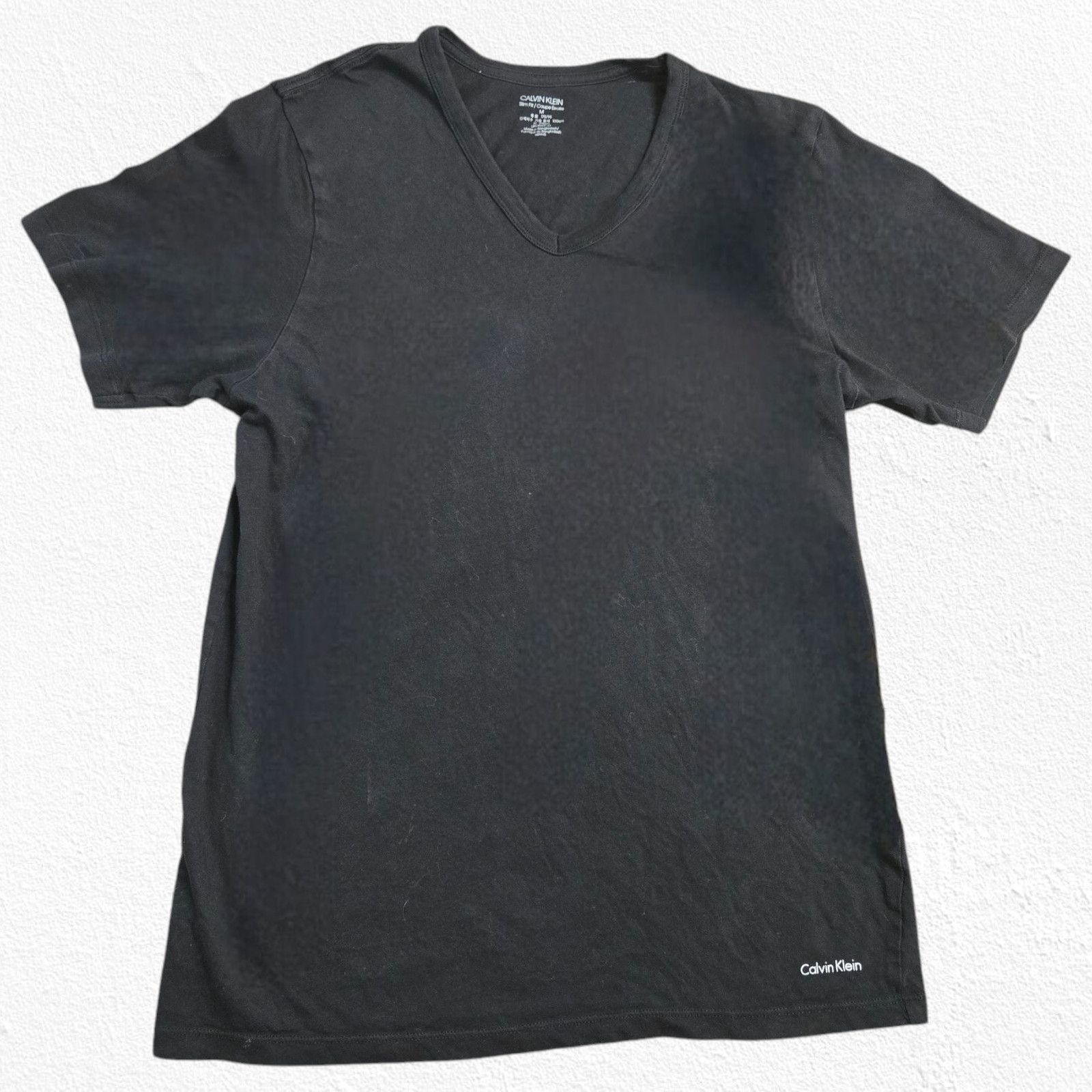 Calvin Klein Calvin Klein Black Basic T-Shirt Slim Fit Size Medium Size M / US 6-8 / IT 42-44 - 1 Thumbnail