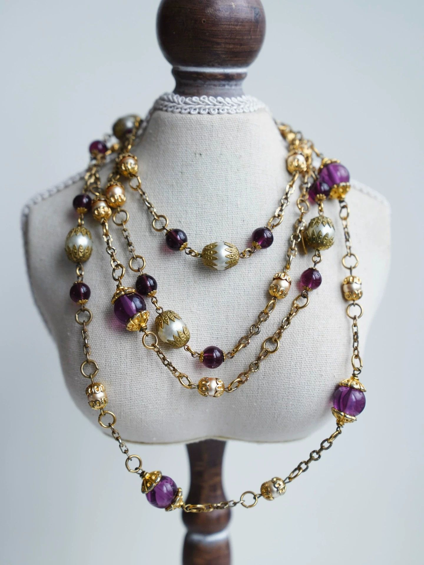 Chanel Chanel Vintage Long Pearl & Glass Bead Necklace Size ONE SIZE - 7 Thumbnail