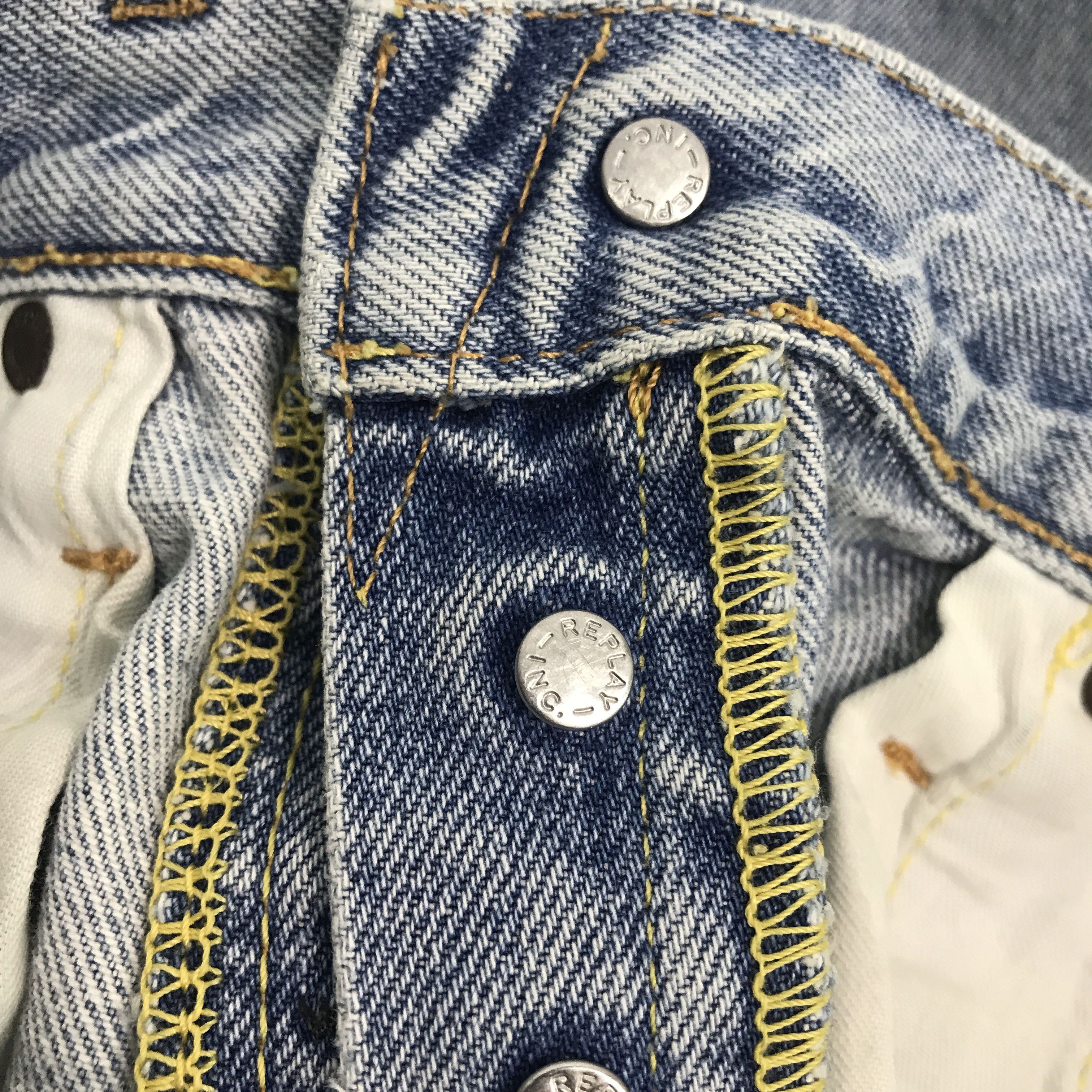 Replay × Vintage Vintage Replay Light wash baggy Denim Size US 32 / EU 48 - 13 Thumbnail
