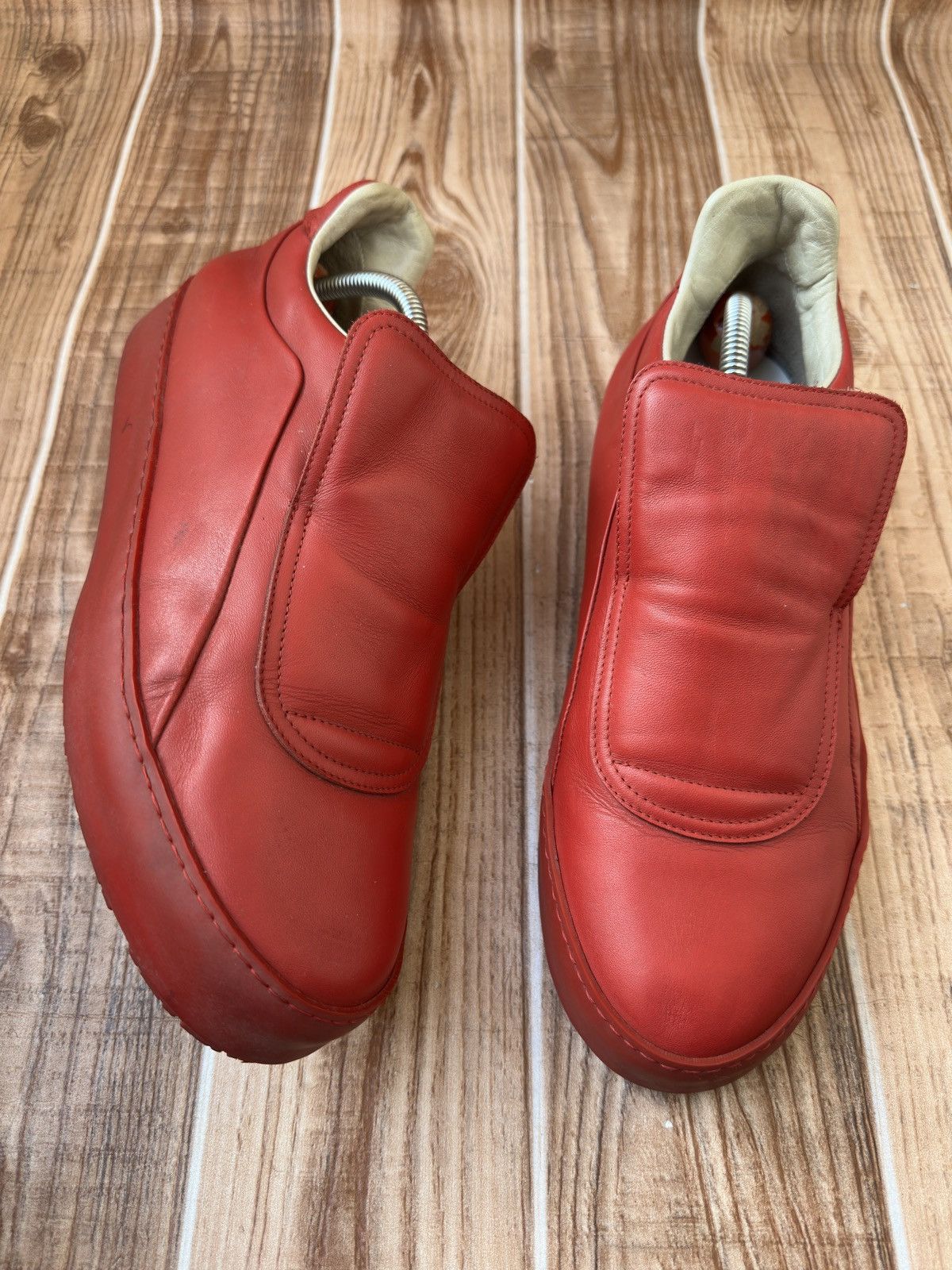 Maison Margiela Maison Martin Margiela Red Leather Sneakers Size US 9 / EU 42 - 5 Thumbnail