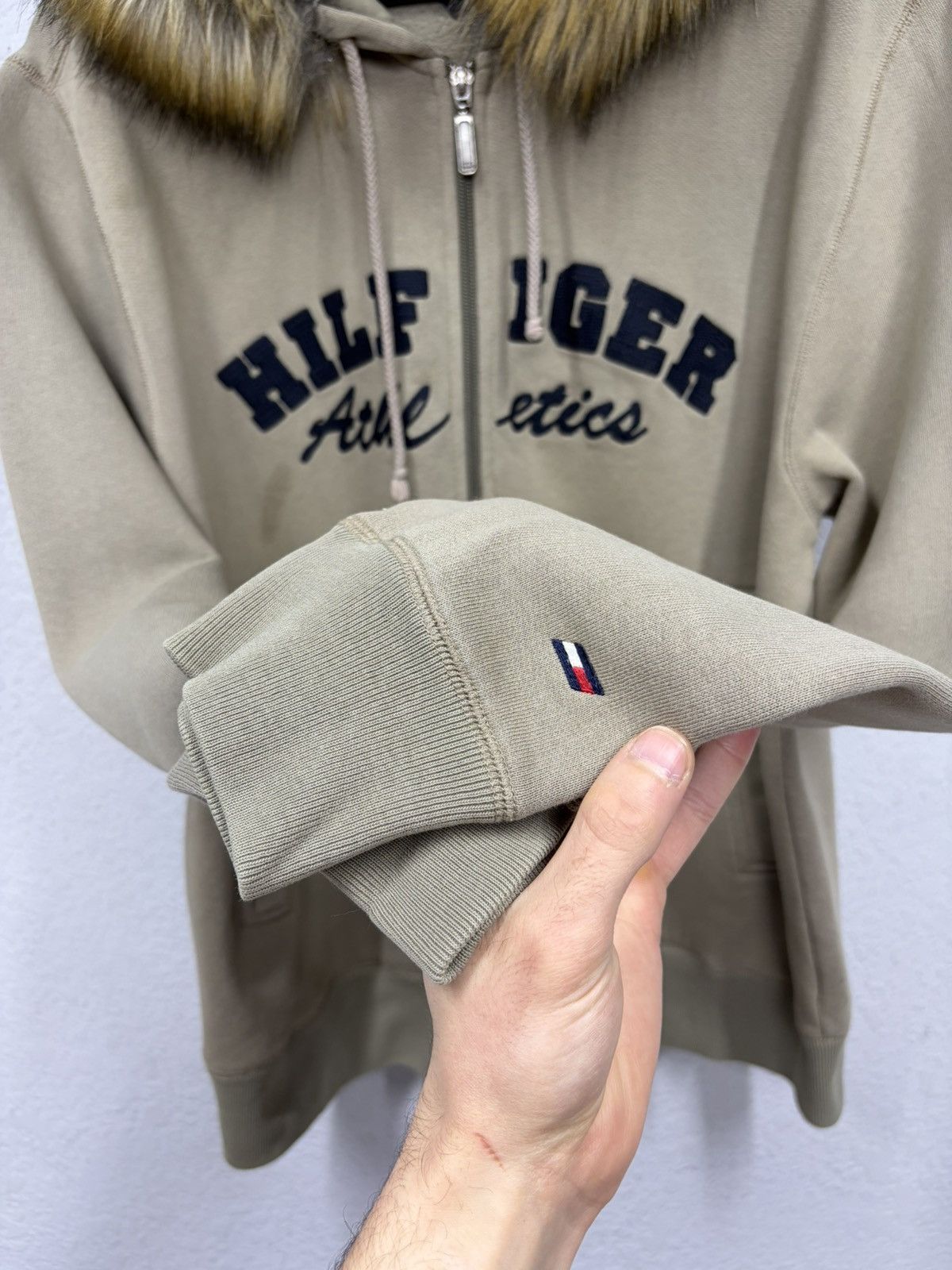 If Six Was Nine Tommy Hilfiger Fur Hood Zip Hoodie Y2K Archive Streetwear Size US M / EU 48-50 / 2 - 22 Thumbnail