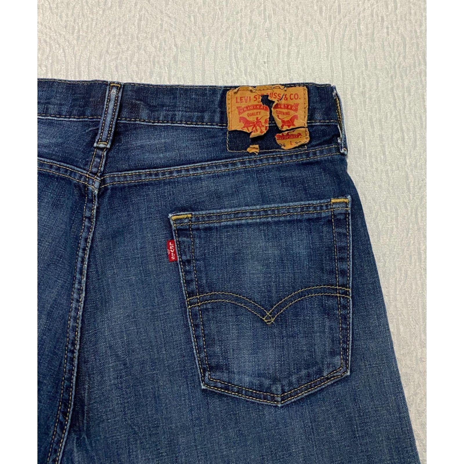 Levi's Levi's 513 Slim Straight Jeans Men's Blue 34×32 Denim 5-Pocket Regular Slim Medium Wash + Logo Size US 34 / EU 50 - 2 Thumbnail