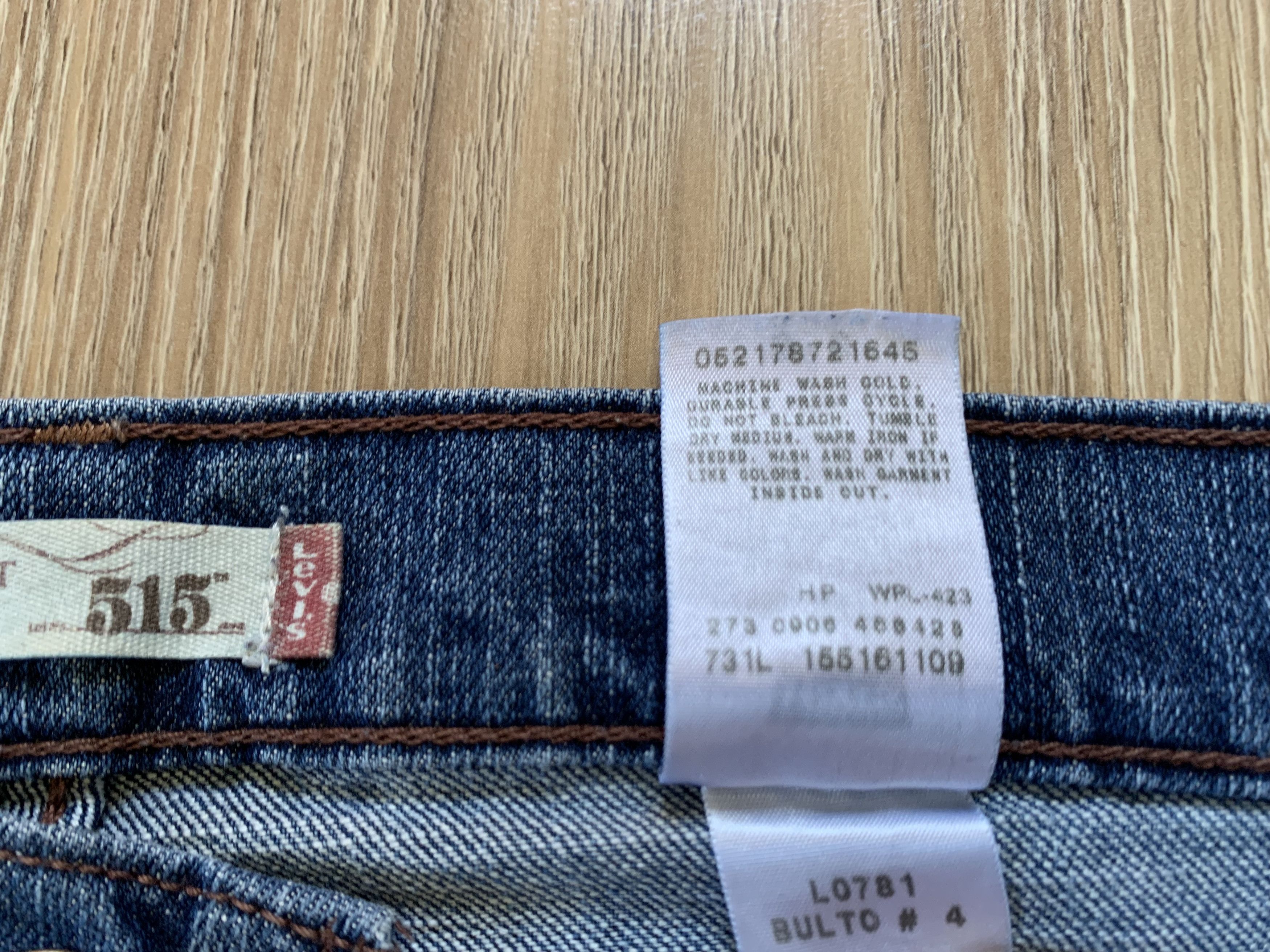 Levi's Levi’s 515 Bootcut Blue Wash Flare Denim Jeans Size US 31 - 10 Thumbnail