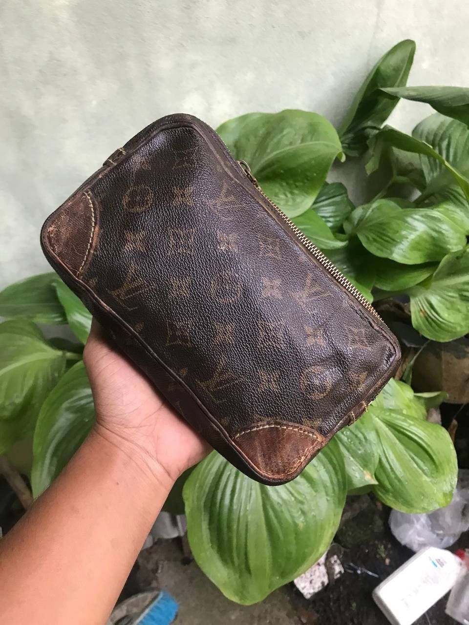 Louis Vuitton × Vintage Louis Vuitton 90s Vintage Cluct Bag Monogram Size ONE SIZE - 1 Thumbnail