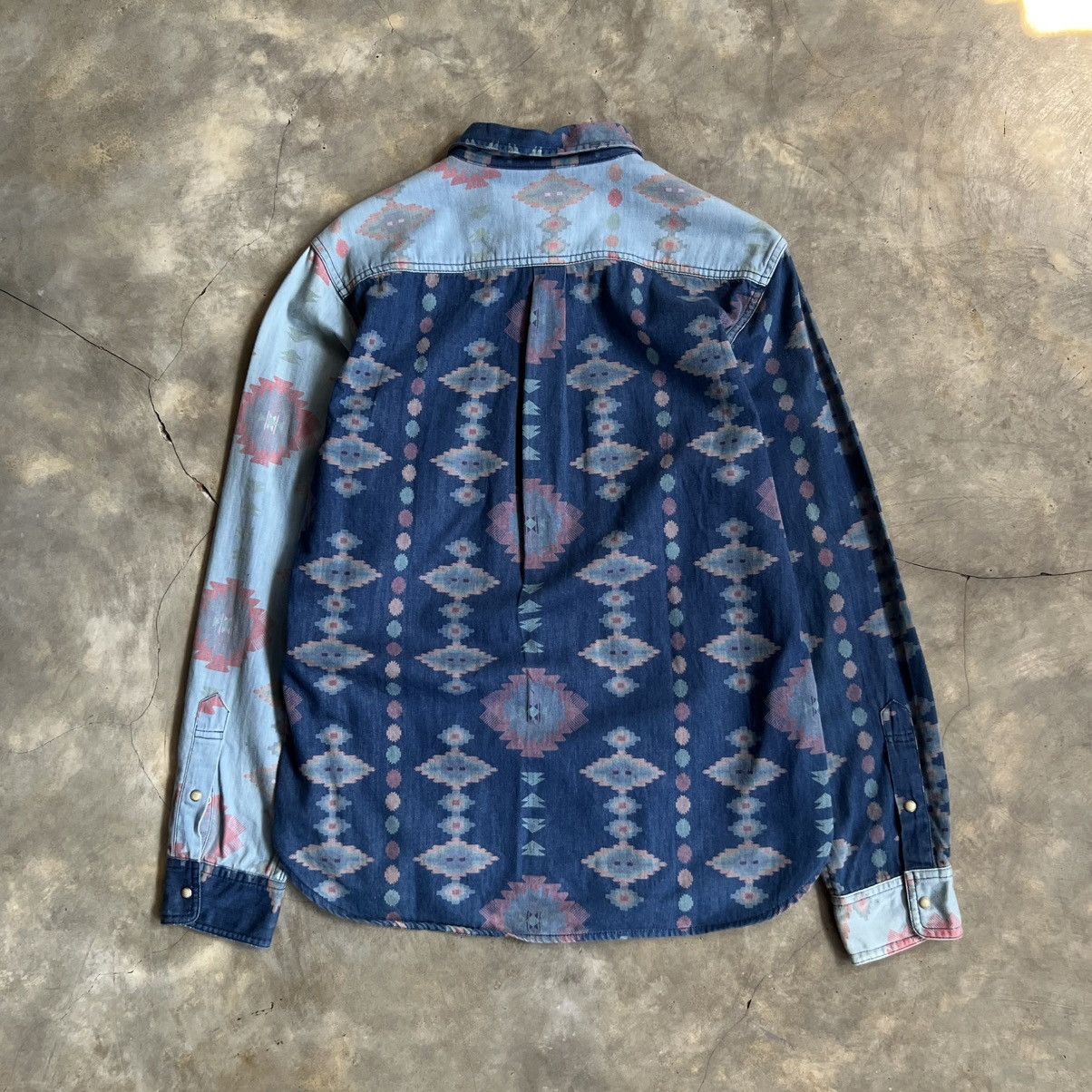 Vintage Vintage Titicaca Navajo Snap Button Longsleeve Shirt Size US M / EU 48-50 / 2 - 2 Thumbnail