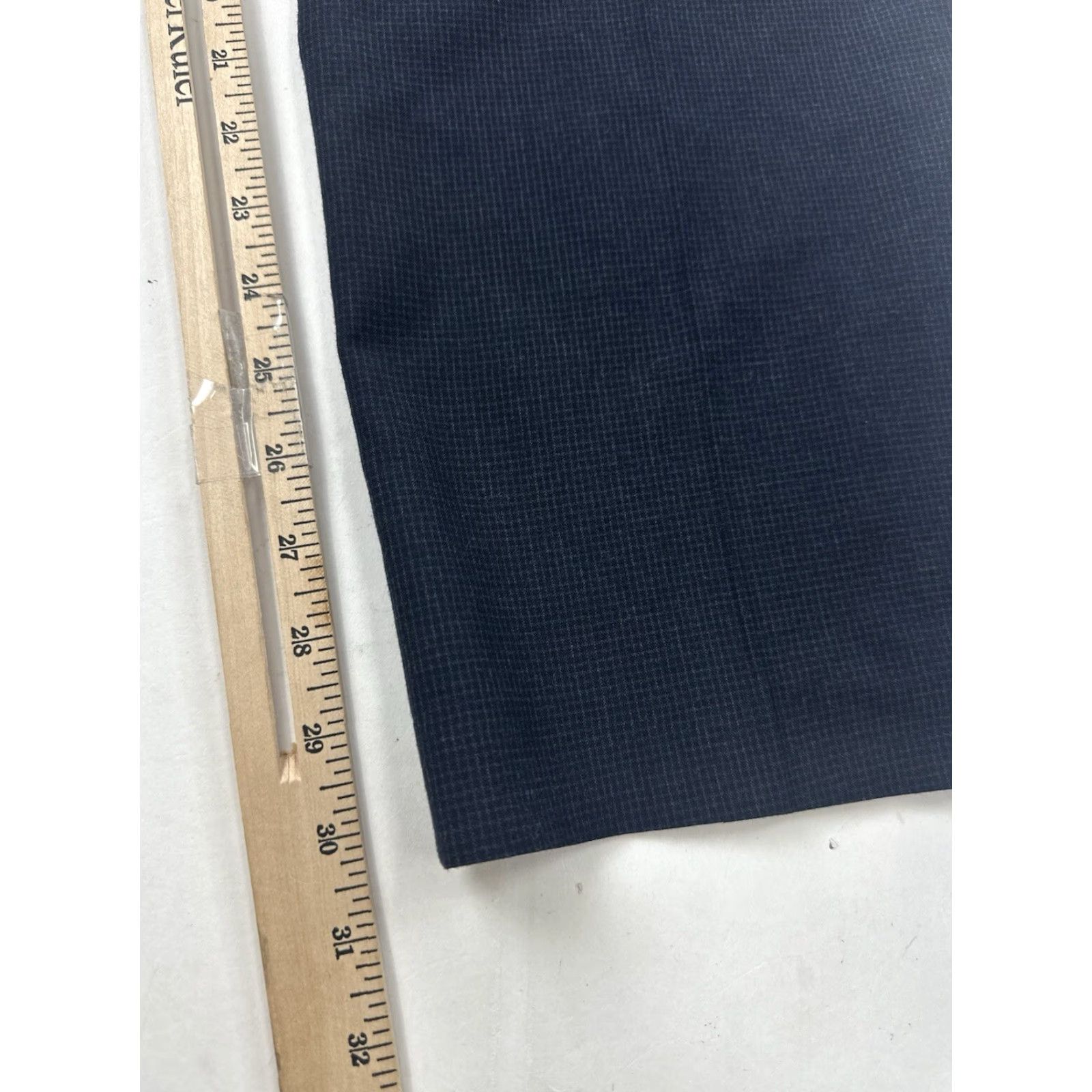 Banana Republic Banana Republic Pants Mens Regular 32x32 Black Pin Check Plaid Chino Flat Front Straight Leg 32 Inseam Mens Size US 32 / EU 48 - 7 Thumbnail