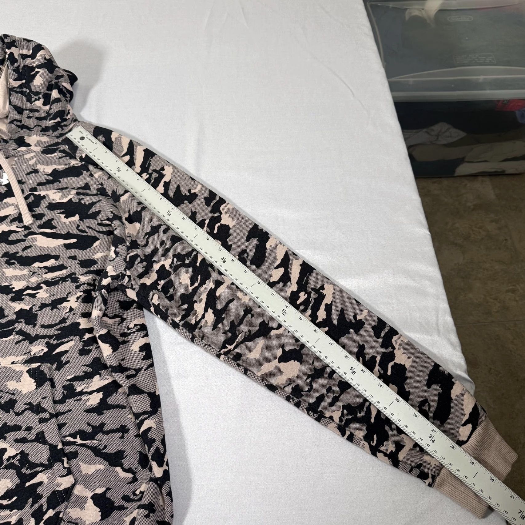 Under Armour Under Armour Hoodie Mens Medium Beige Camo Pullover Fleece Sweater Outdoor Hunt Size US M / EU 48-50 / 2 - 6 Thumbnail