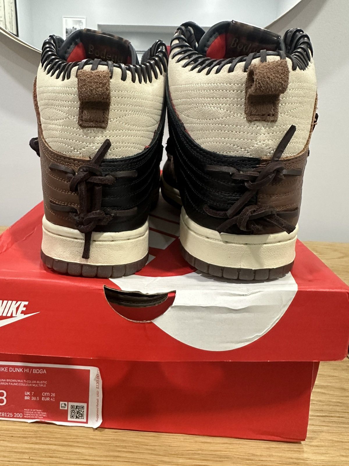 Bodega × Nike NIKE DUNK HIGH x BODEGA Size US 8 / EU 41 - 2 Thumbnail